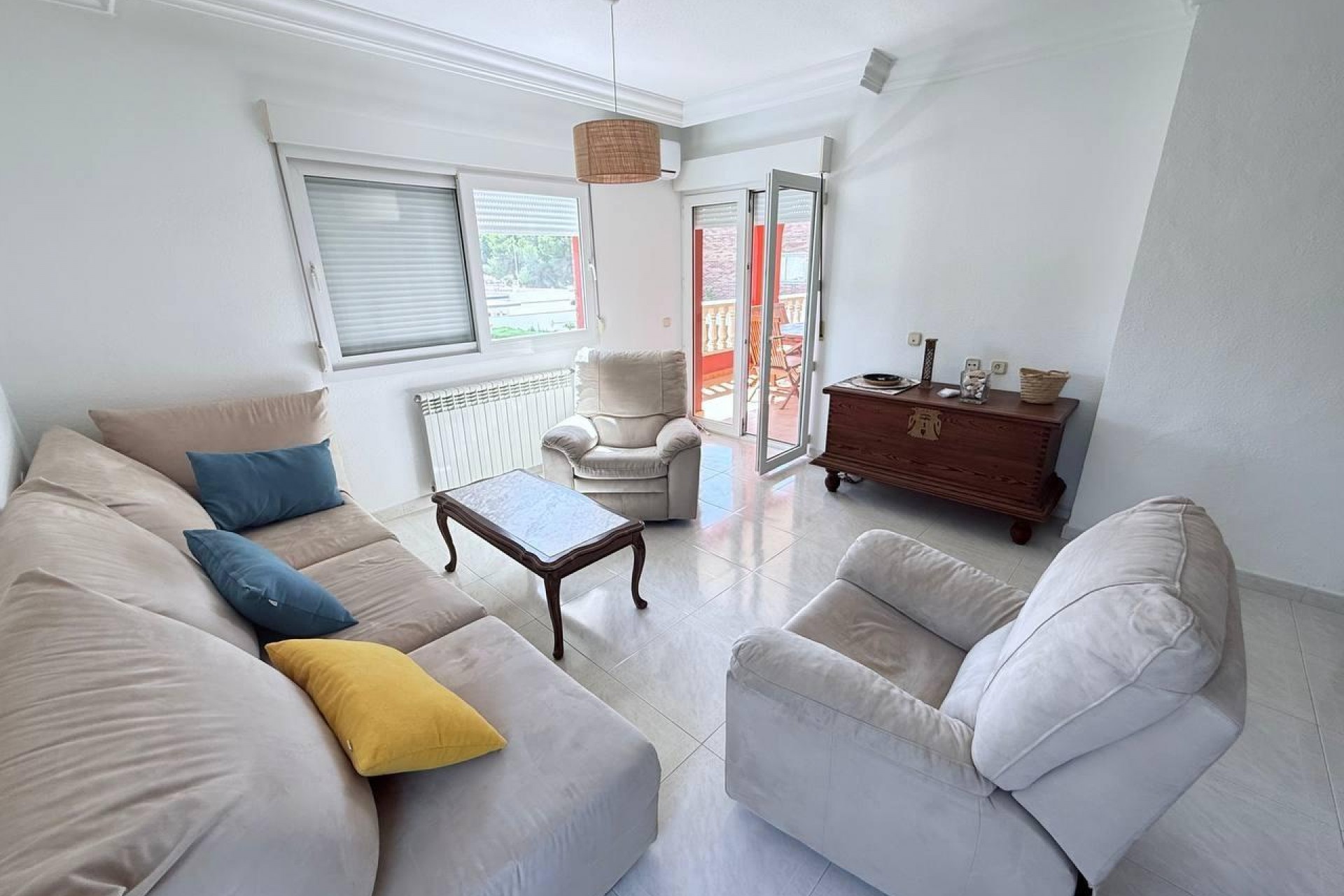 Resale - Villa -
Campoamor