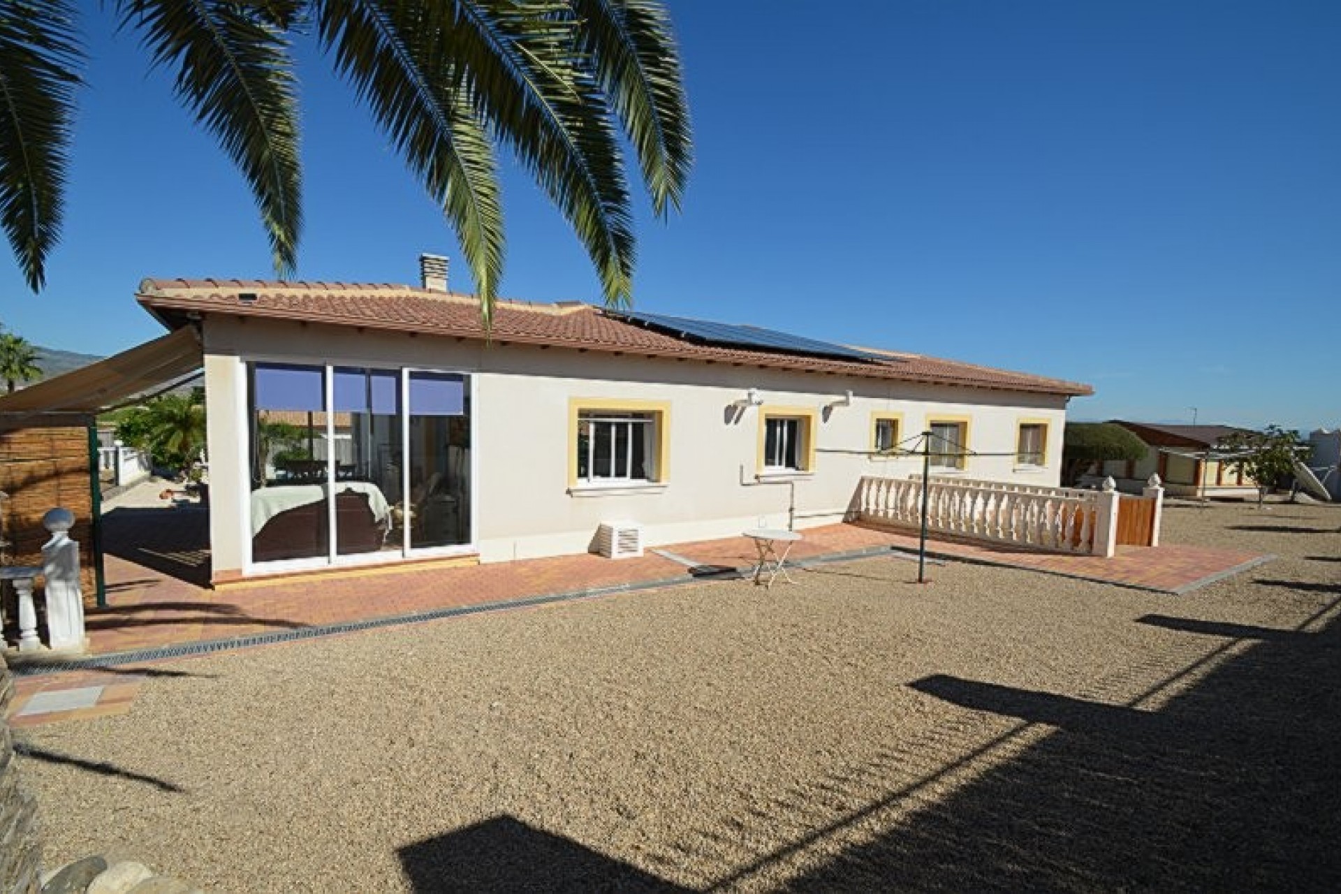 Resale - Villa -
Campos del Río - Inland