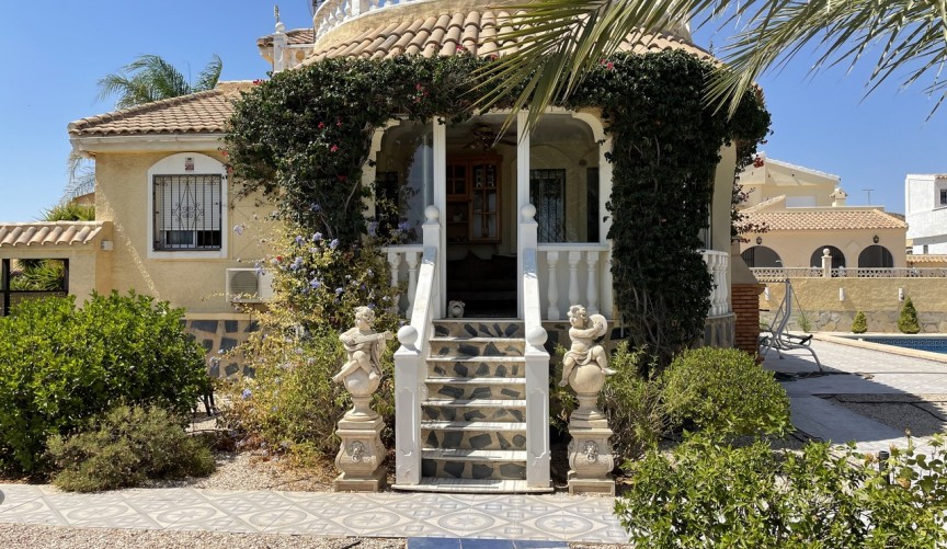 Resale - Villa -
Camposol - Inland