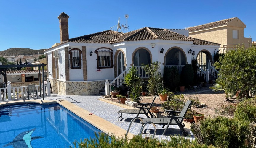 Resale - Villa -
Camposol - Inland