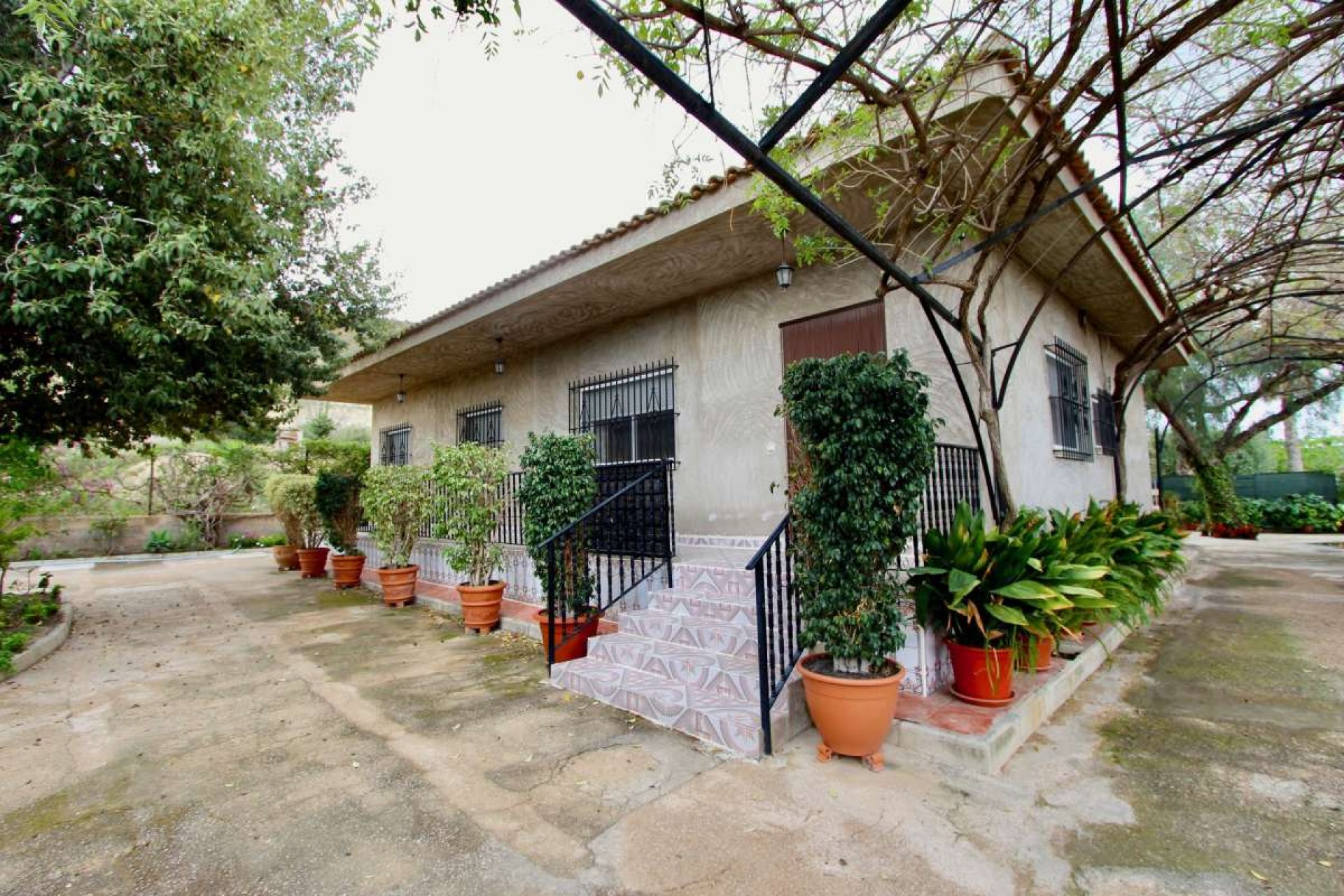 Resale - Villa -
Canadas De San Pedro - Inland