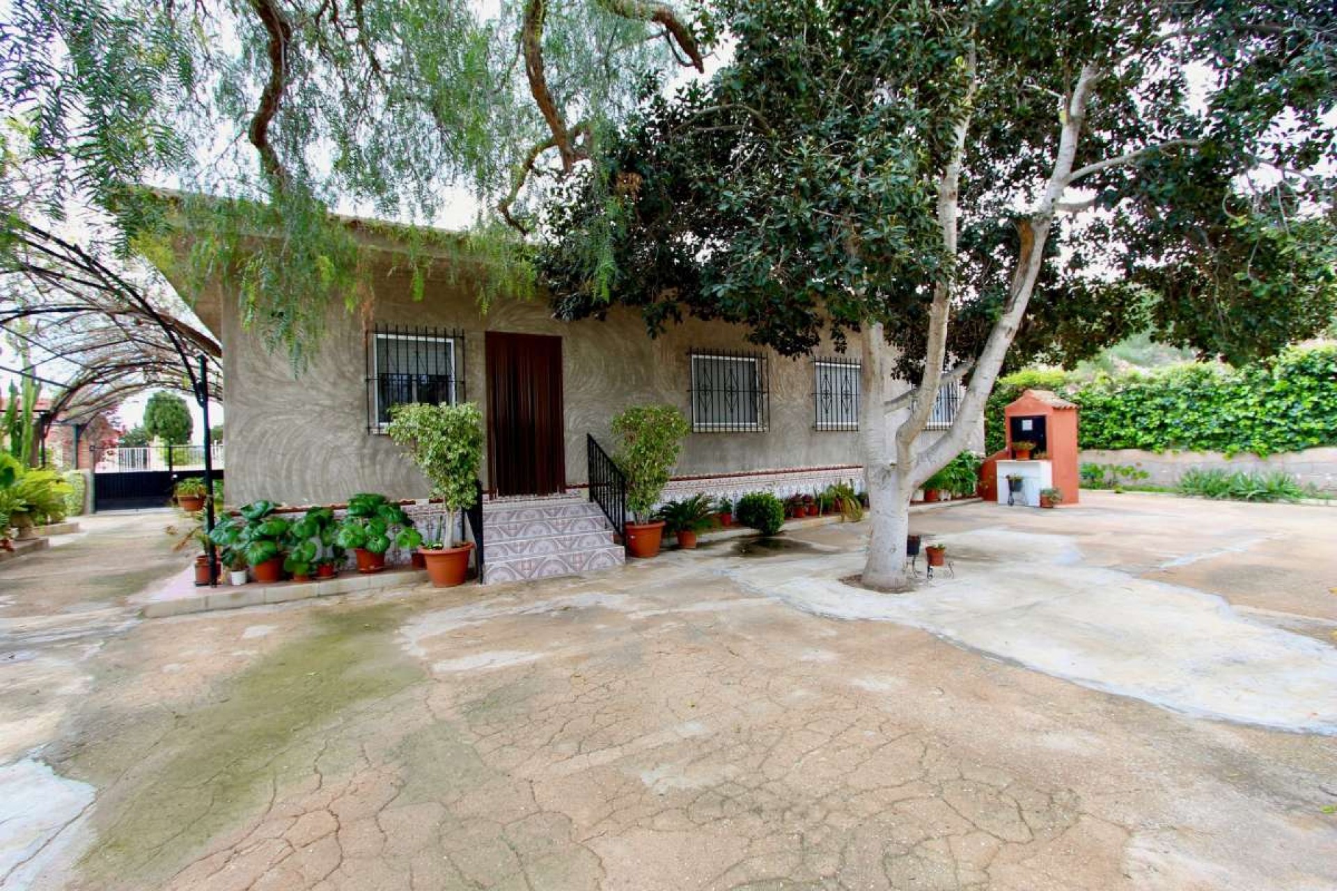 Resale - Villa -
Canadas De San Pedro - Inland