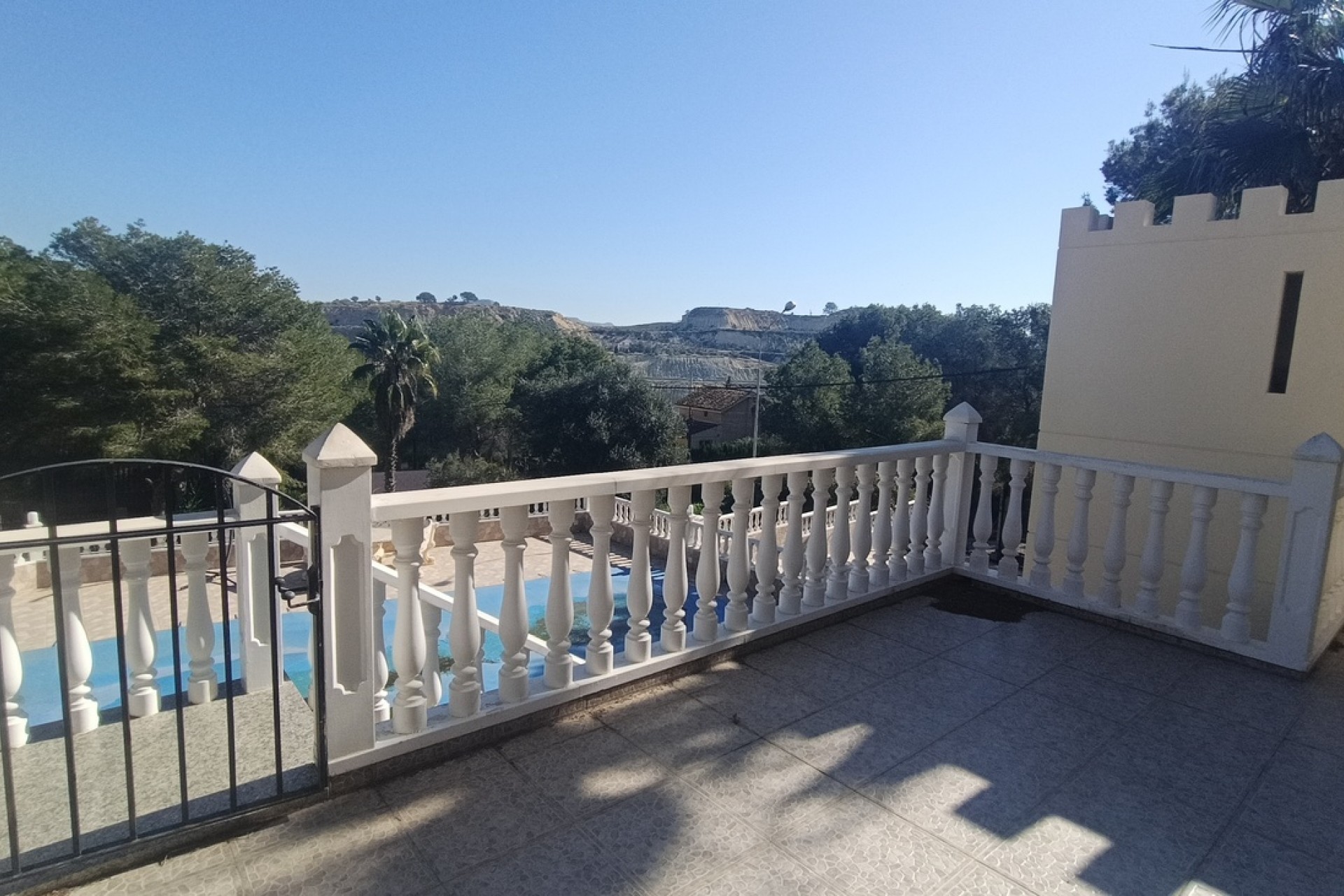 Resale - Villa -
Canadas De San Pedro - Inland