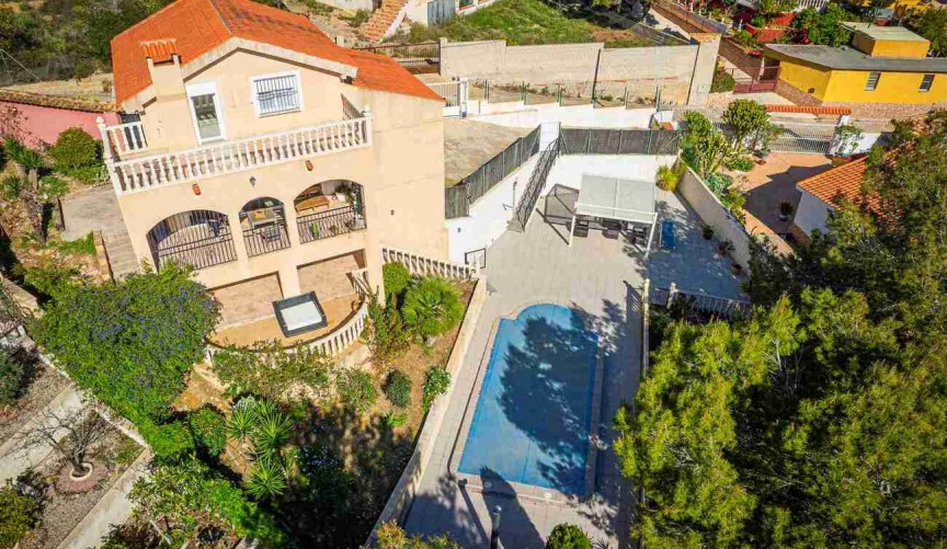 Resale - Villa -
Canadas De San Pedro - Inland