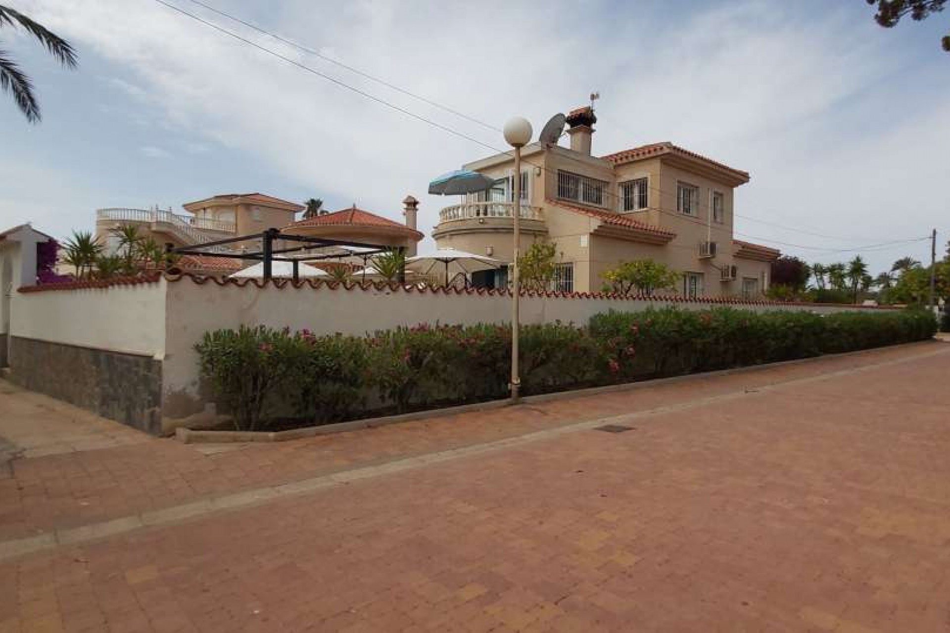 Resale - Villa -
Cartagena - Costa Calida