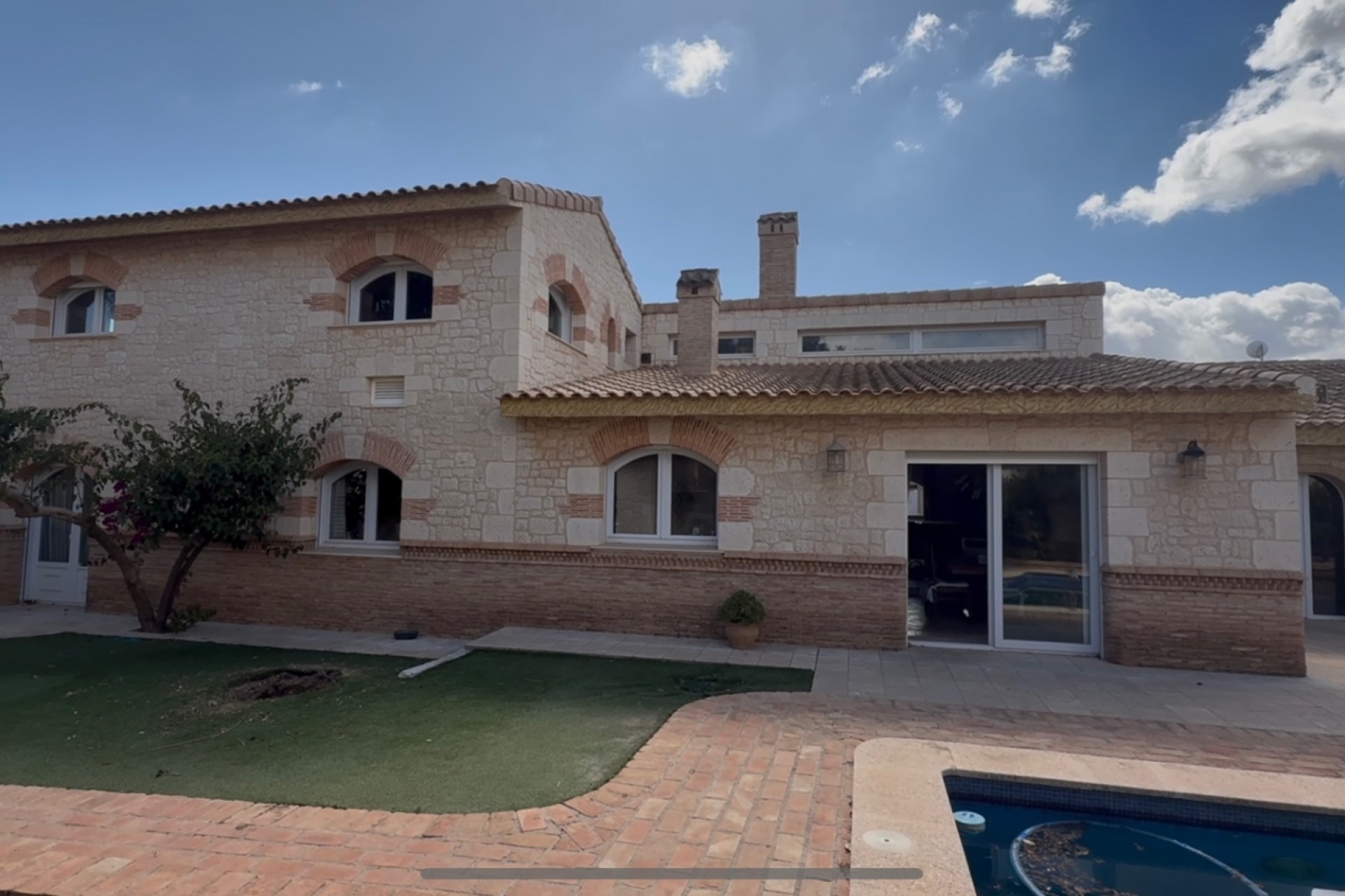 Resale - Villa -
Cartagena - Costa Calida