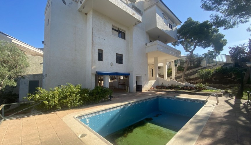 Resale - Villa -
Cartagena - Isla Plana