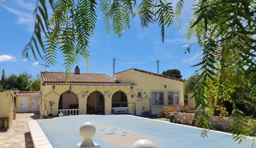 Resale - Villa -
Castalla - Inland