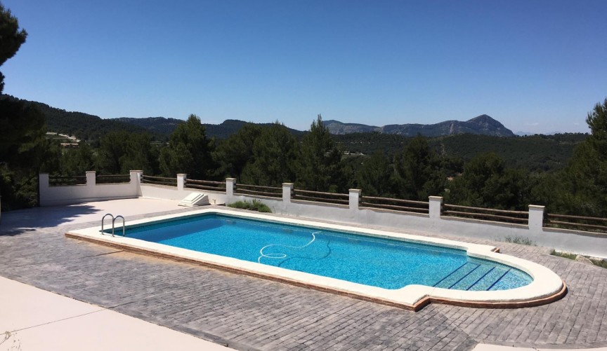 Resale - Villa -
Castalla - Inland