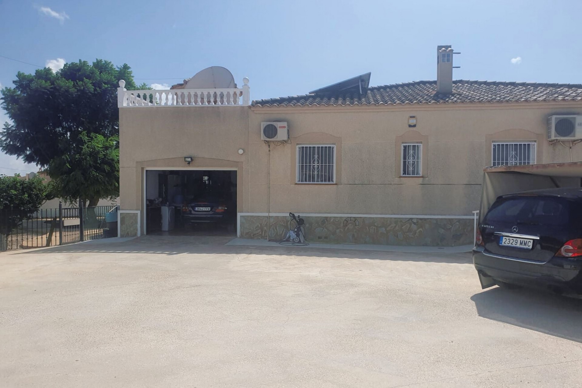 Resale - Villa -
Catral - Costa Blanca