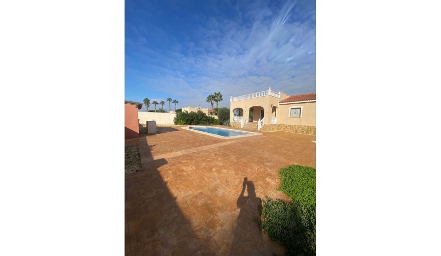 Resale - Villa -
Catral - Costa Blanca
