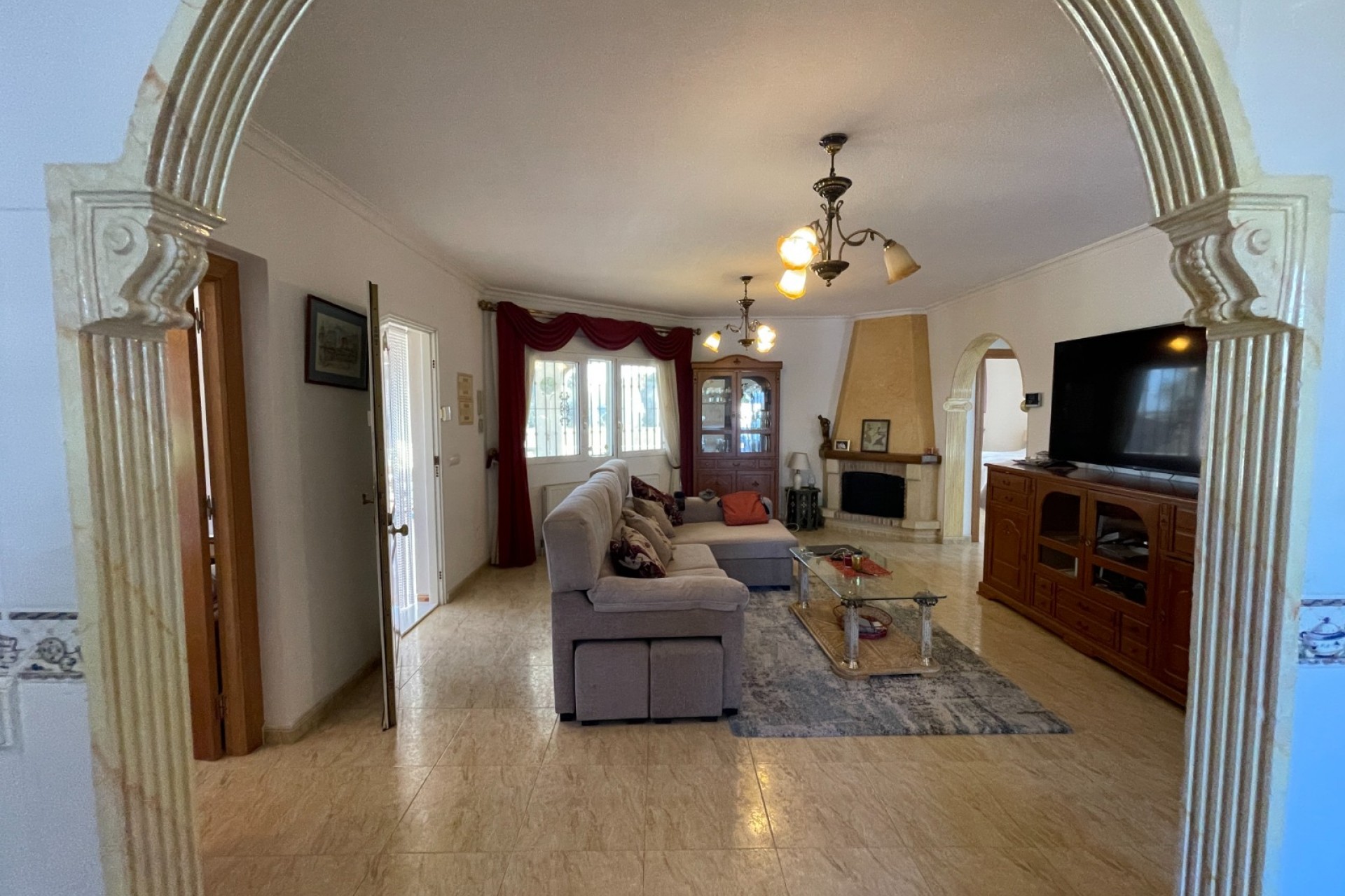 Resale - Villa -
Catral - Costa Blanca