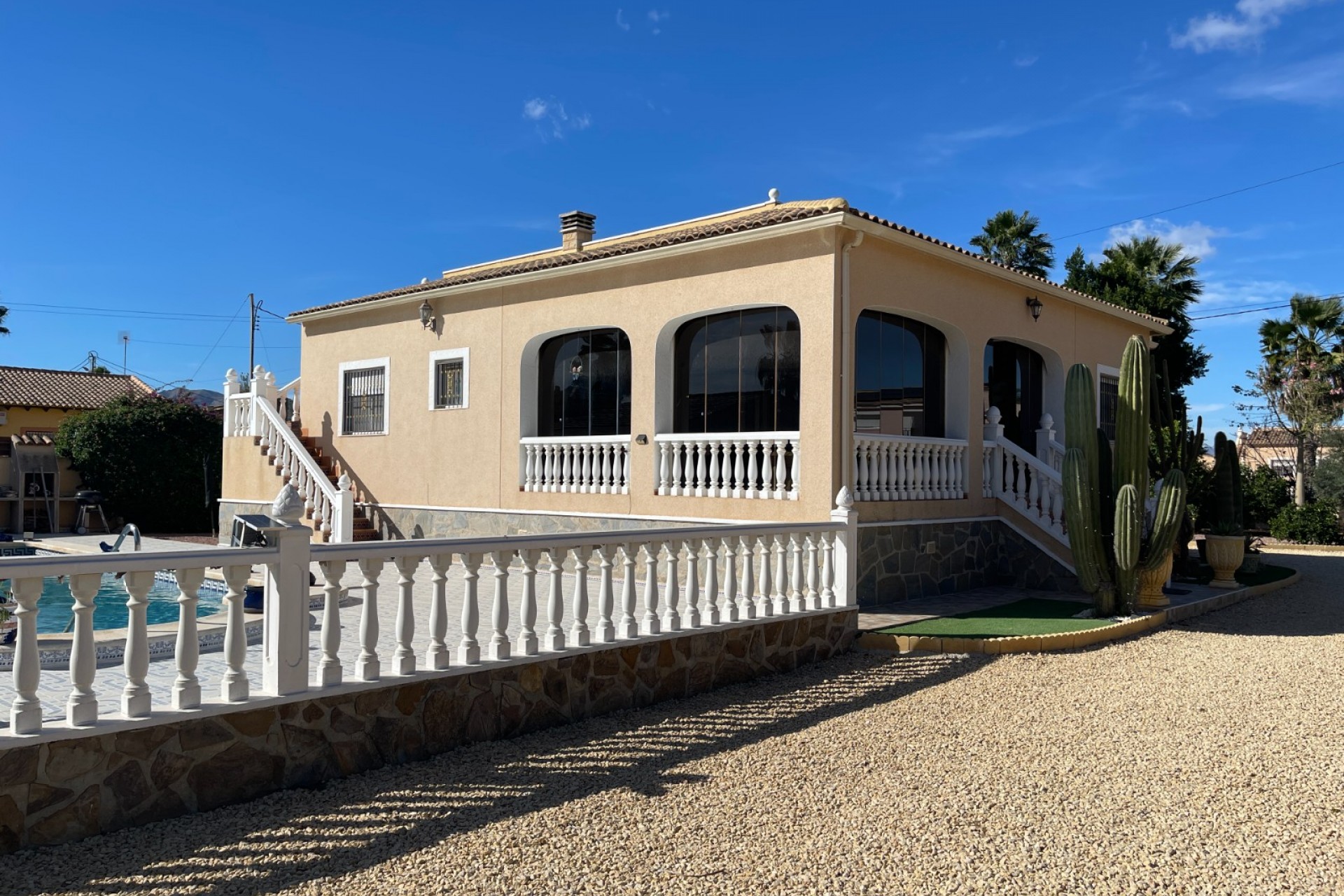 Resale - Villa -
Catral - Costa Blanca