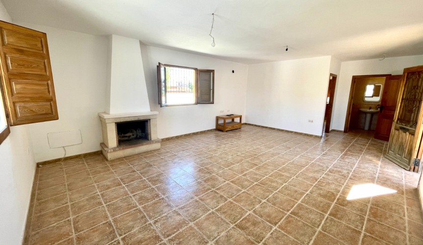 Resale - Villa -
Catral - Costa Blanca