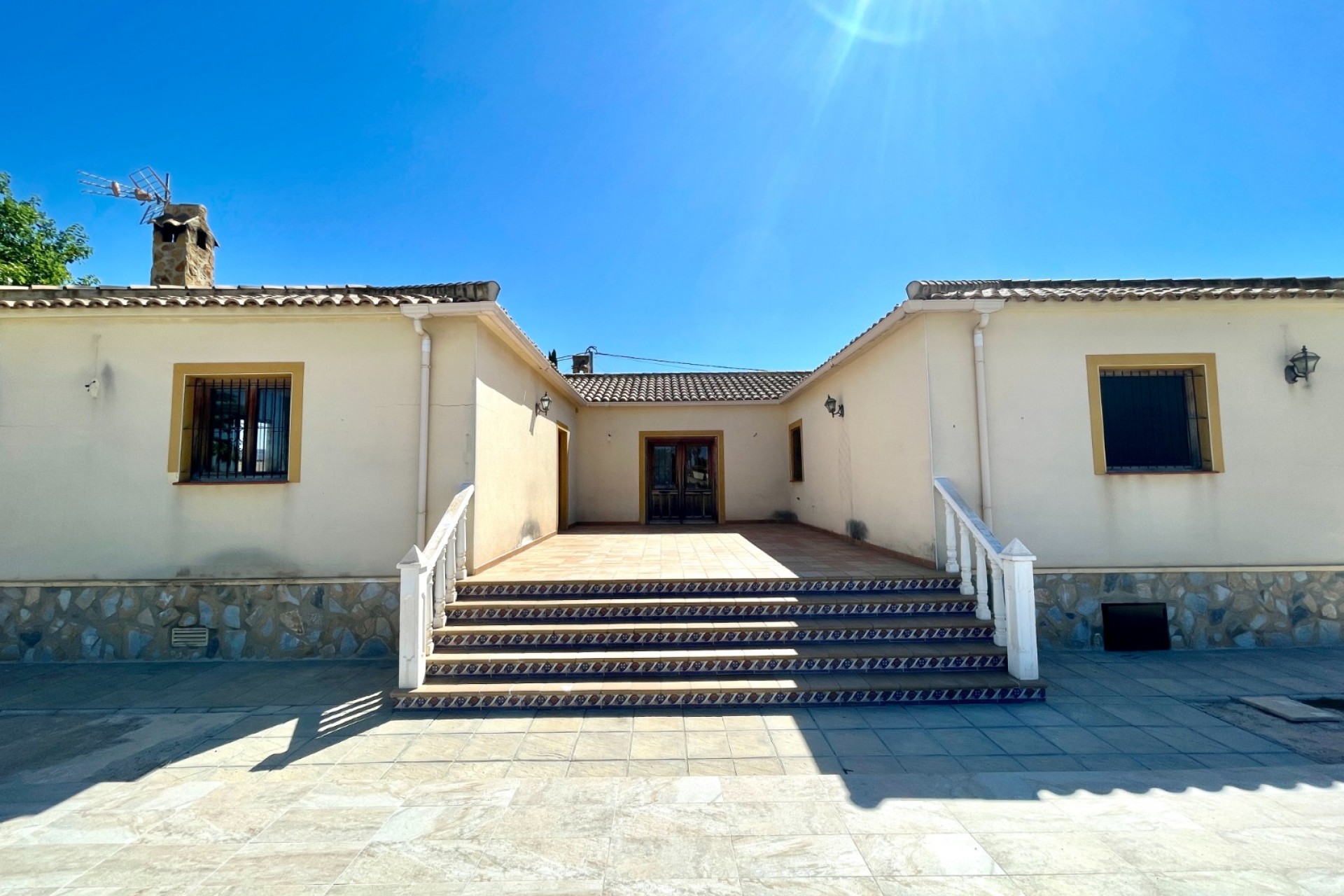 Resale - Villa -
Catral - Costa Blanca