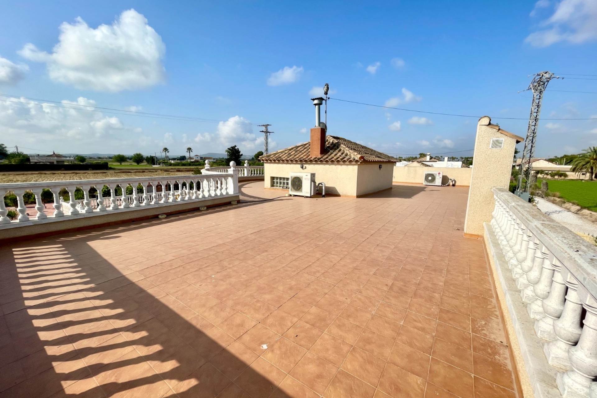 Resale - Villa -
Catral - Costa Blanca