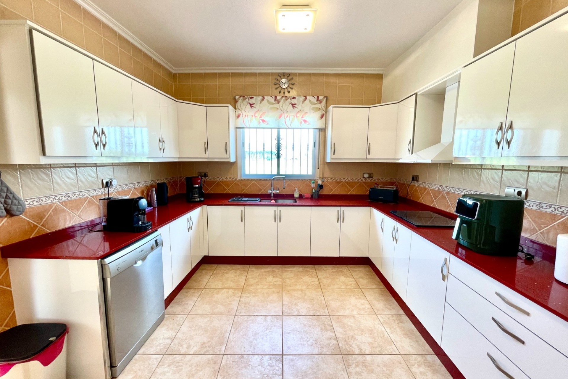 Resale - Villa -
Catral - Costa Blanca