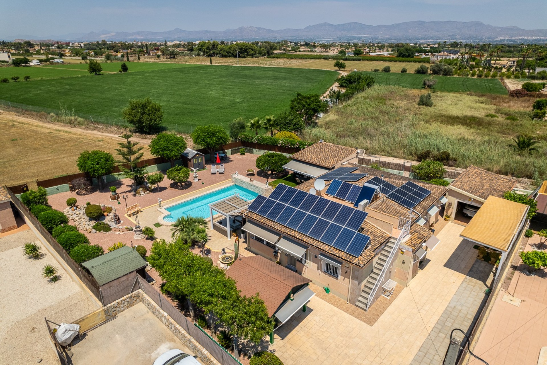Resale - Villa -
Catral - Costa Blanca