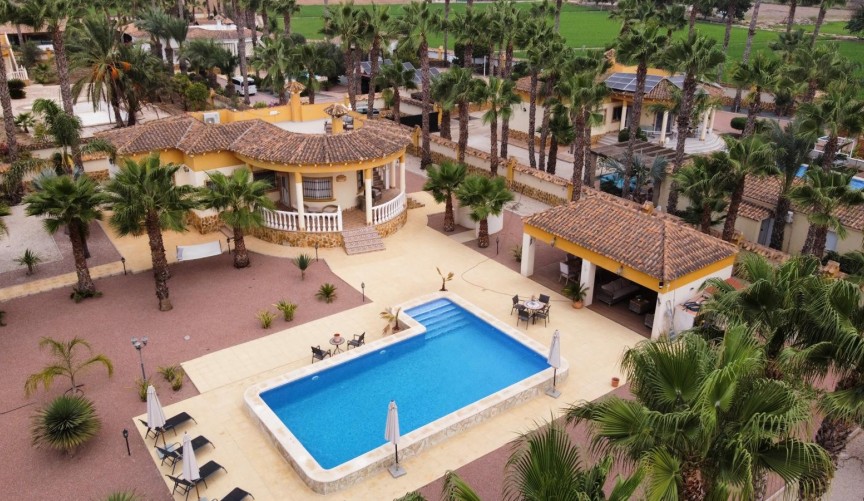 Resale - Villa -
Catral - Costa Blanca