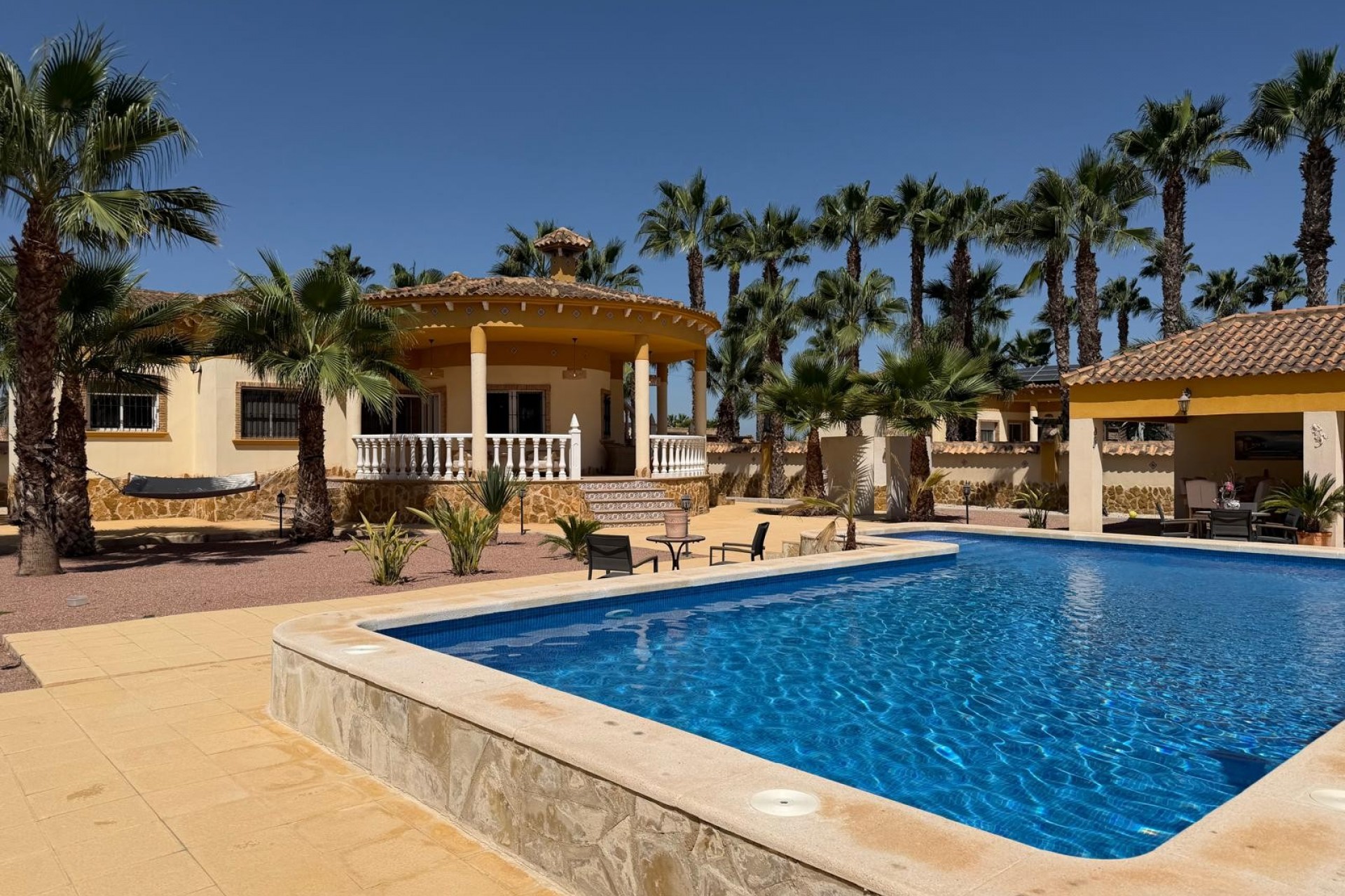 Resale - Villa -
Catral - Costa Blanca