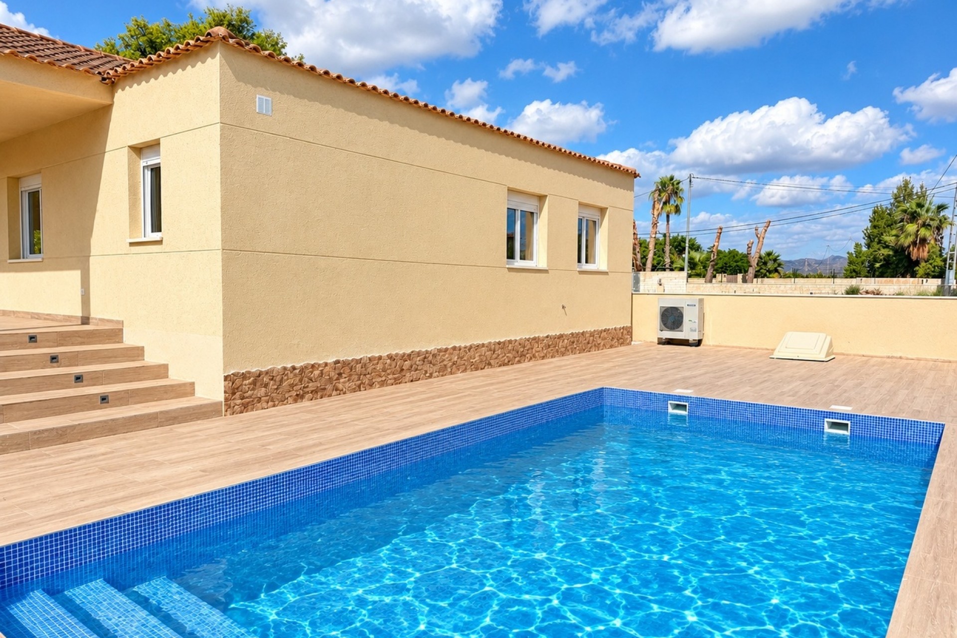 Resale - Villa -
Catral - Costa Blanca
