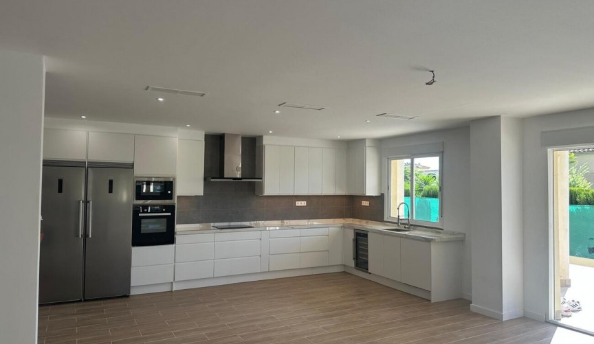 Resale - Villa -
Catral - Costa Blanca