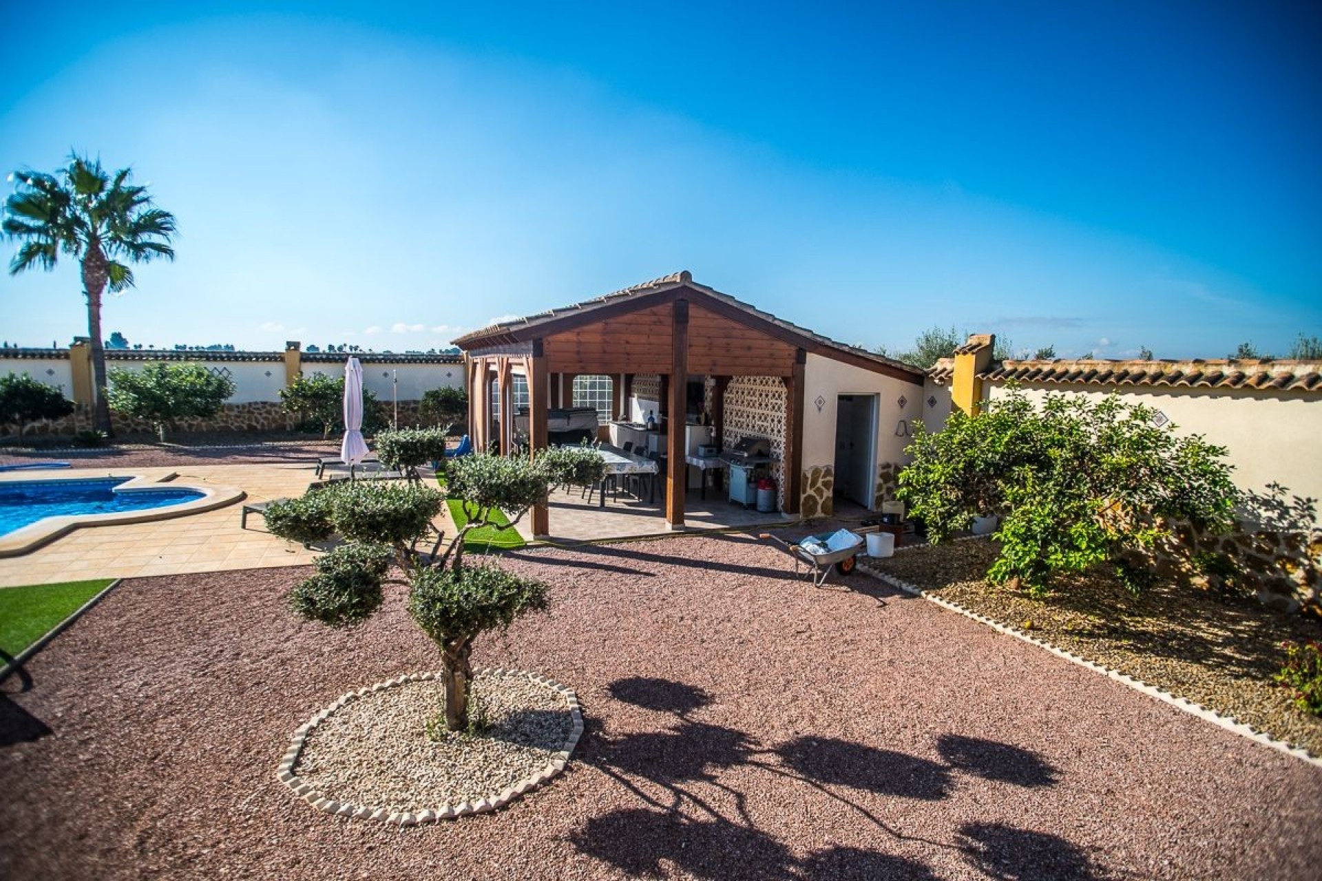 Resale - Villa -
Catral - Costa Blanca