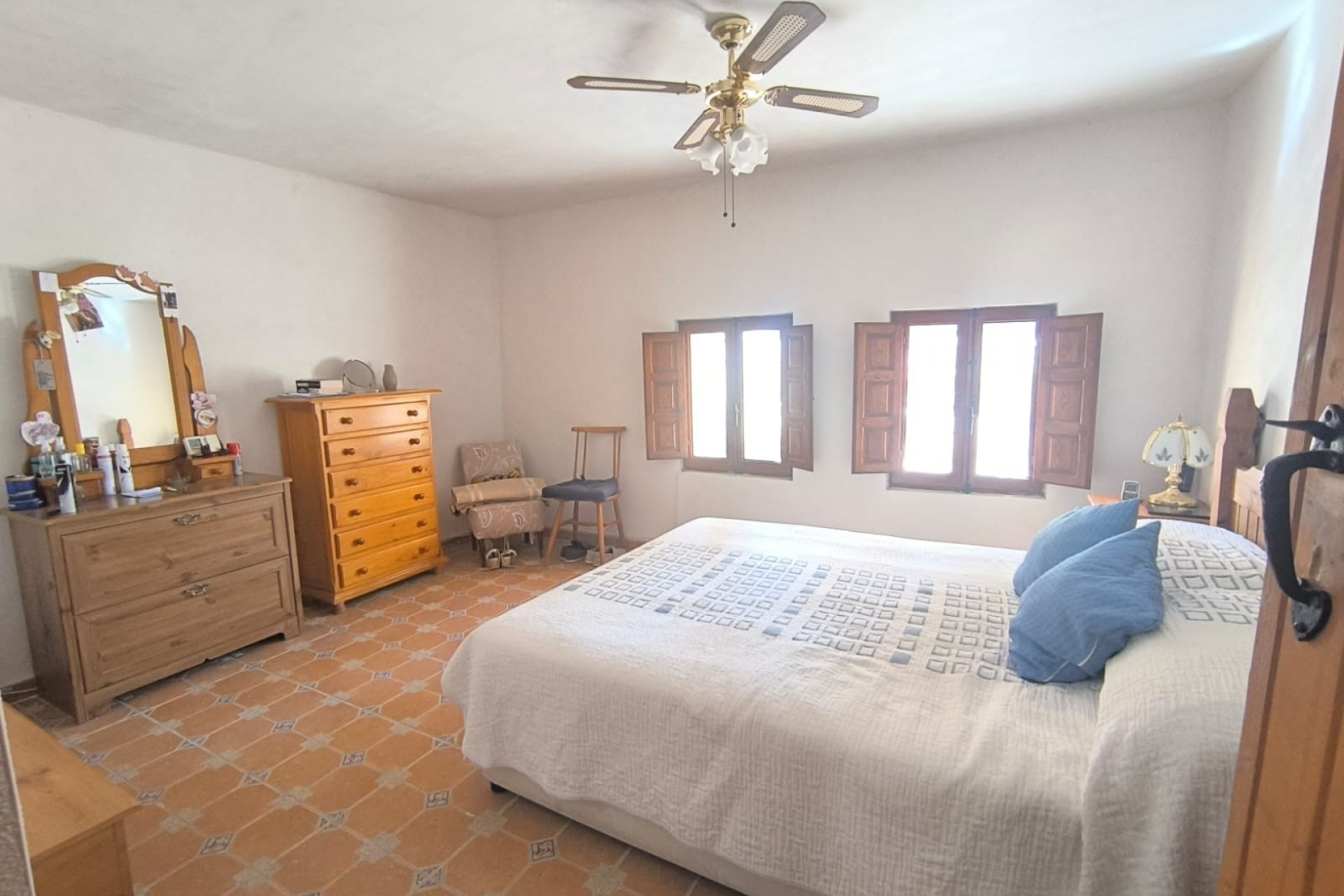 Resale - Villa -
Chinorlet - Inland