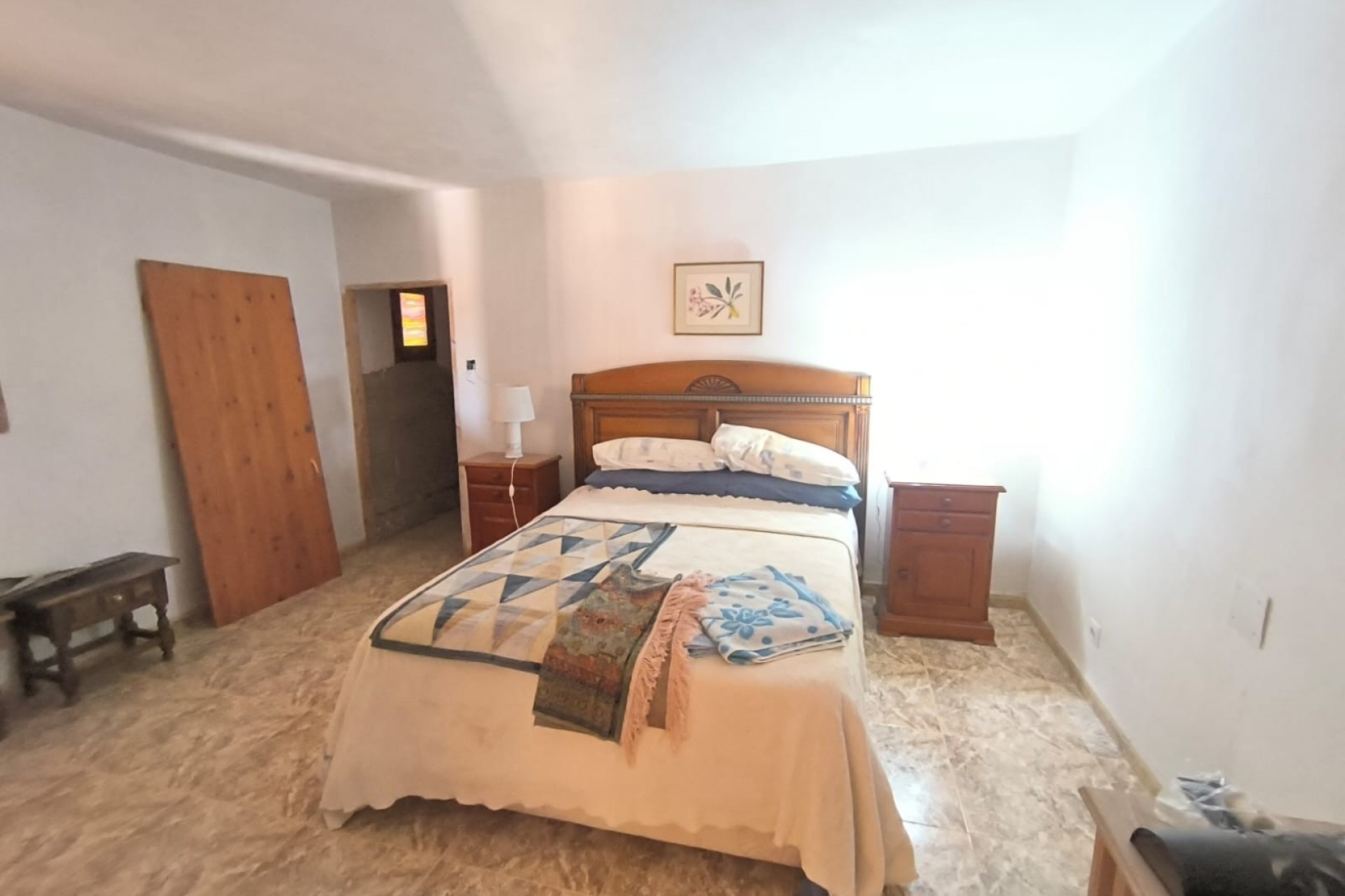 Resale - Villa -
Chinorlet - Inland