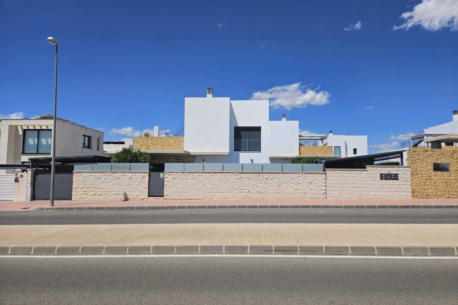 Resale - Villa -
Ciudad Quesada - Costa Blanca