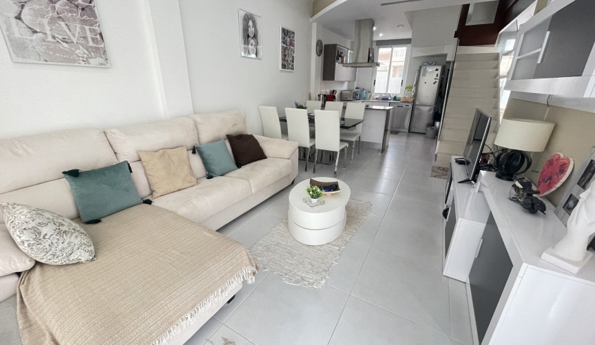 Resale - Villa -
Ciudad Quesada - Costa Blanca