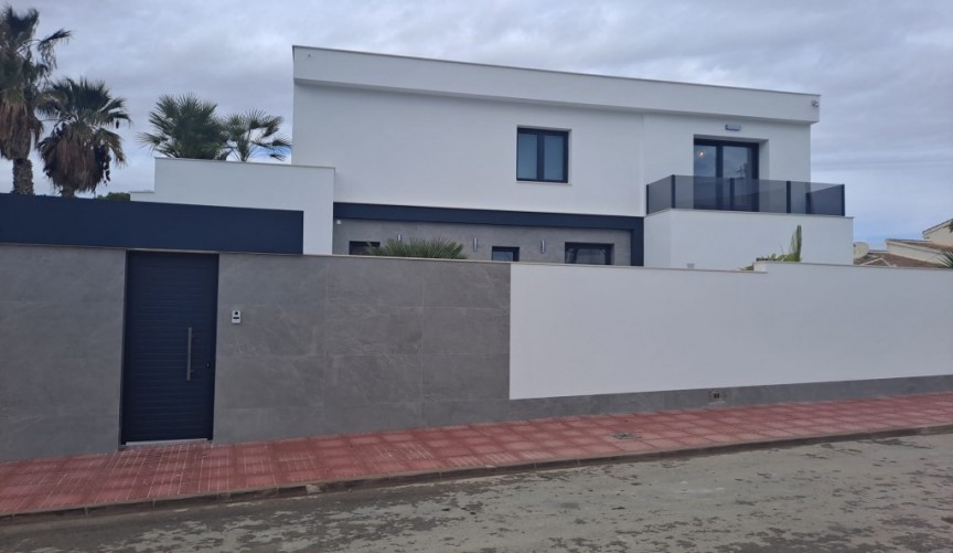 Resale - Villa -
Ciudad Quesada - Costa Blanca