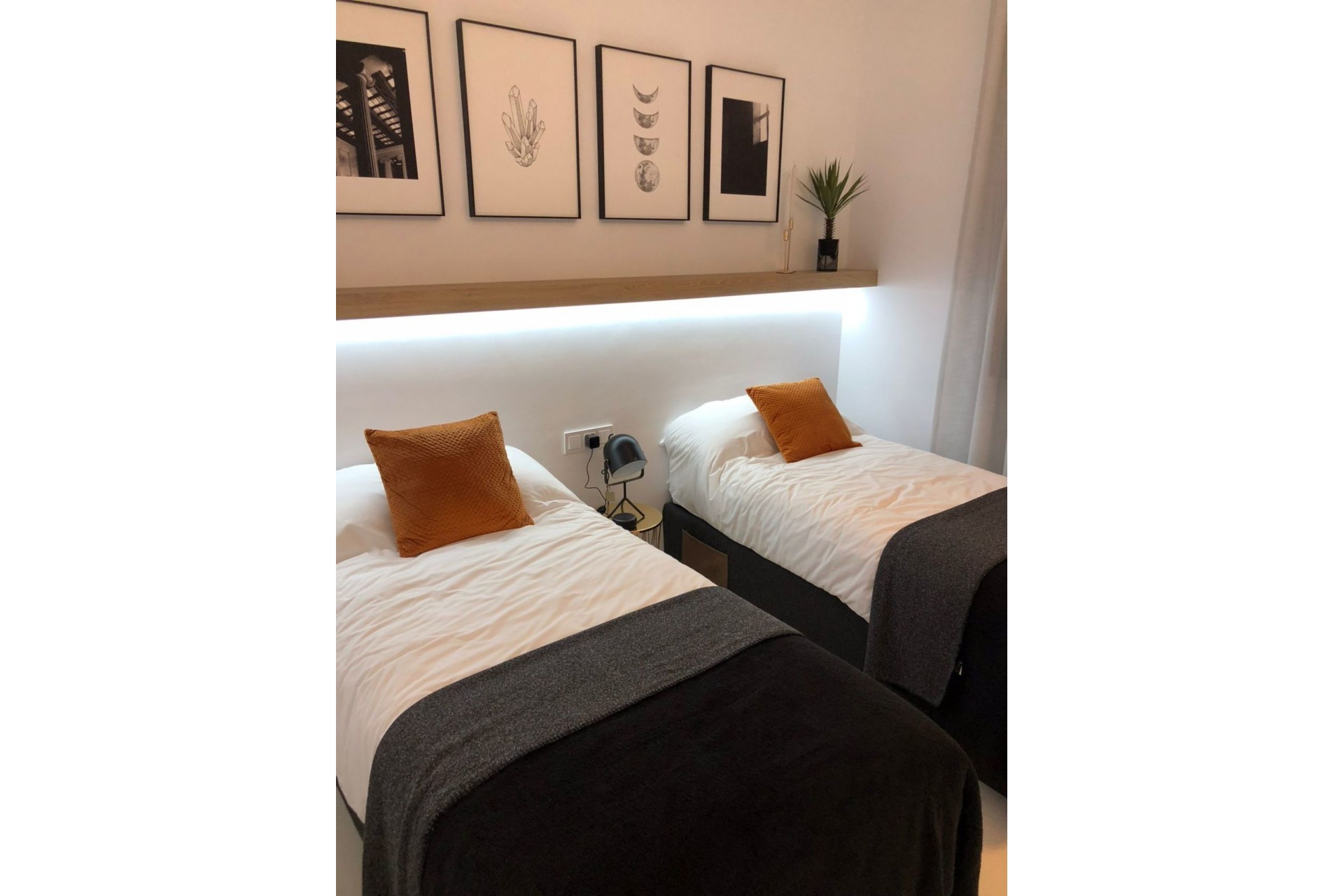 Resale - Villa -
Ciudad Quesada - Costa Blanca