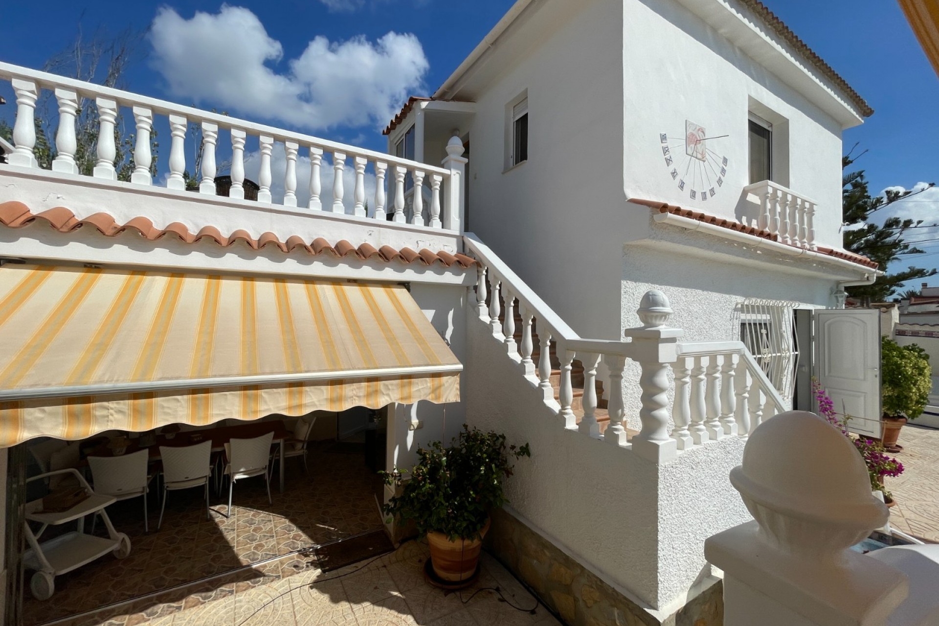 Resale - Villa -
Ciudad Quesada - Costa Blanca