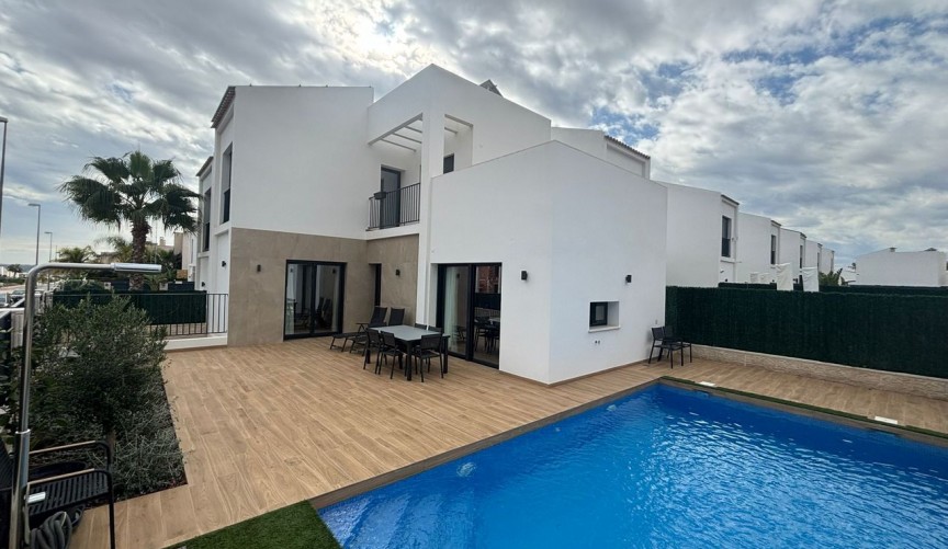 Resale - Villa -
Ciudad Quesada - Costa Blanca