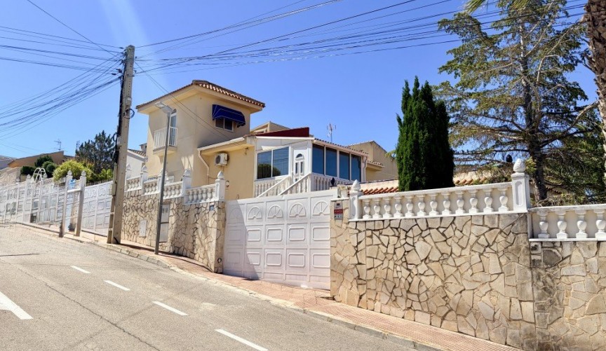 Resale - Villa -
Ciudad Quesada - Costa Blanca