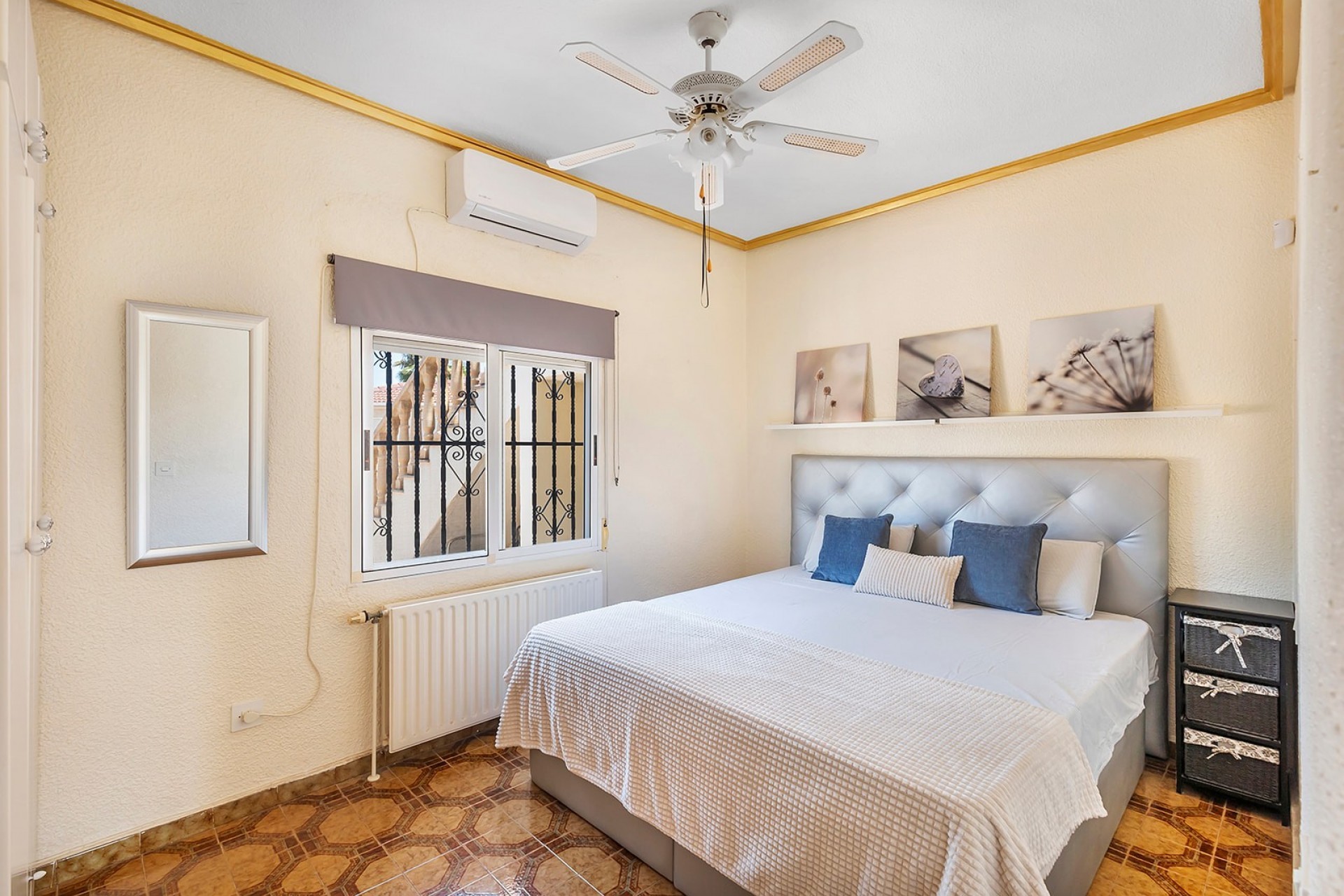 Resale - Villa -
Ciudad Quesada - Costa Blanca