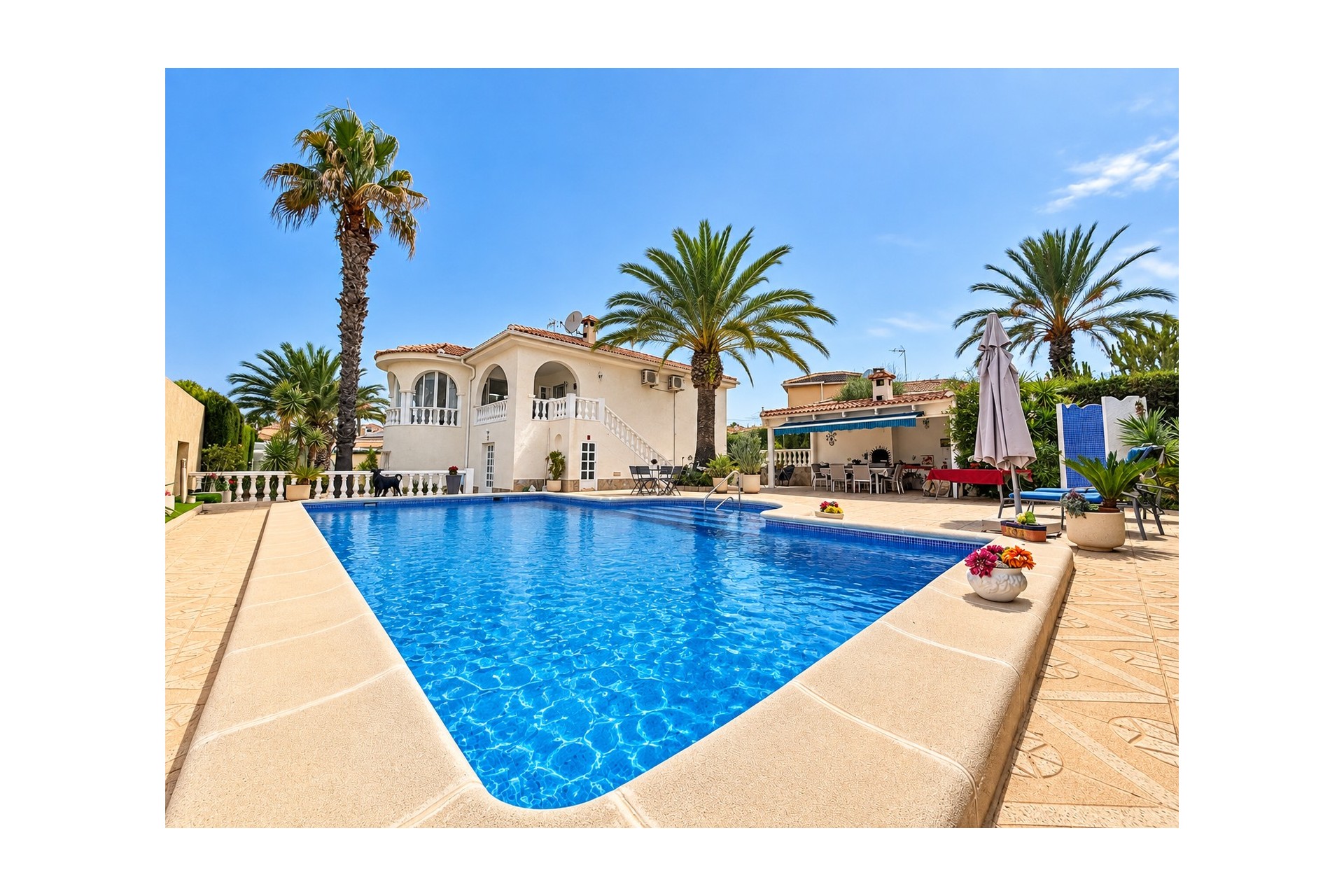 Resale - Villa -
Ciudad Quesada - Costa Blanca