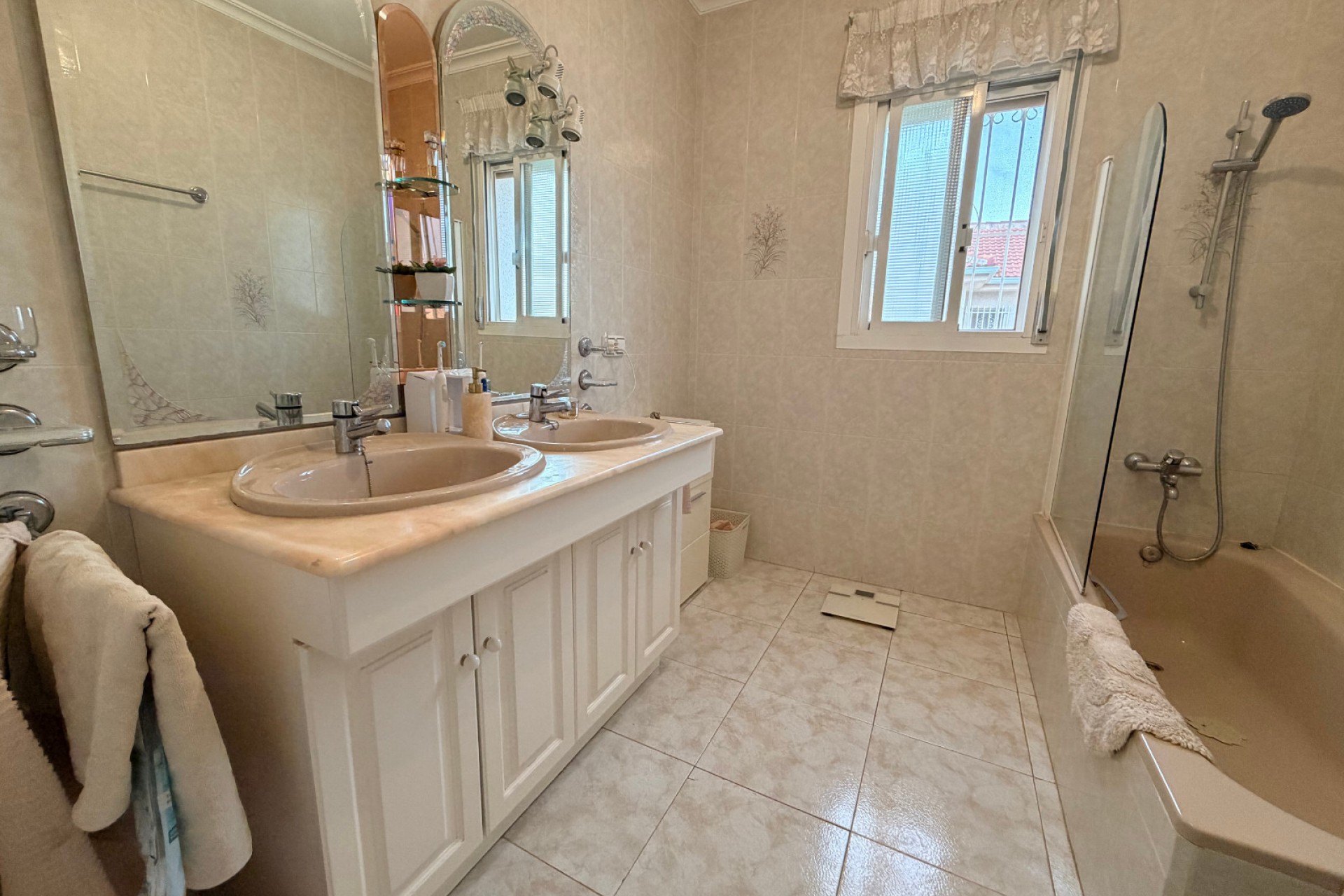 Resale - Villa -
Ciudad Quesada - Costa Blanca