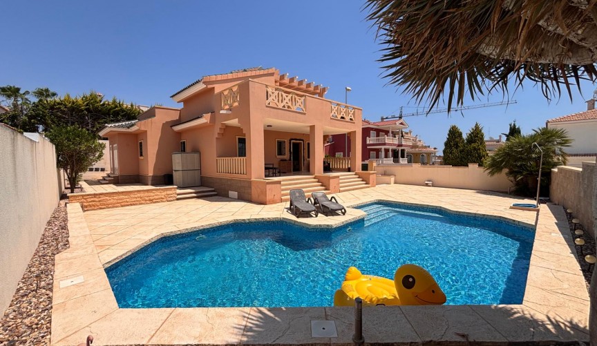 Resale - Villa -
Ciudad Quesada - Costa Blanca
