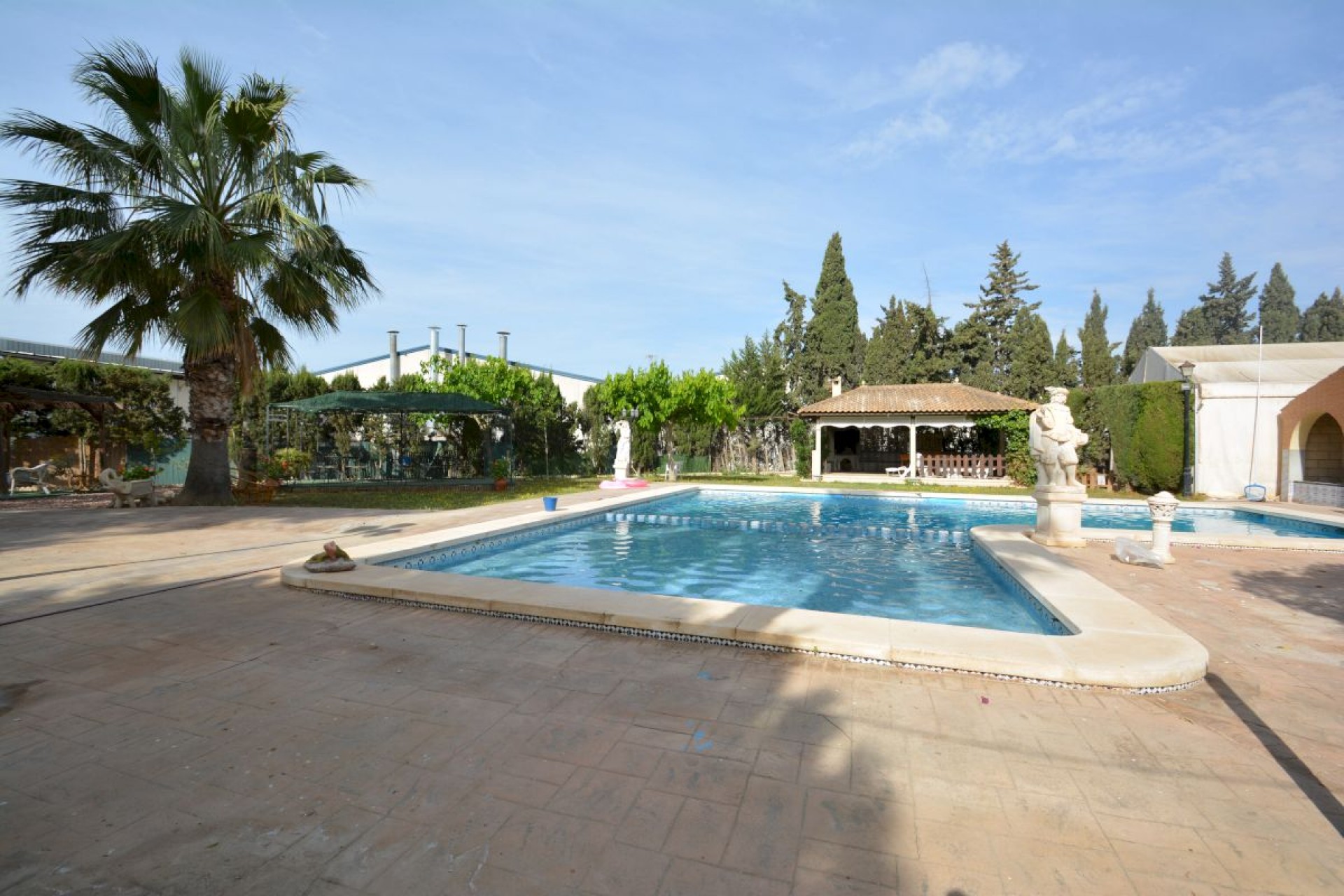 Resale - Villa -
Crevillent - Inland