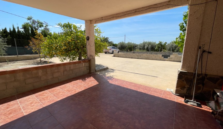 Resale - Villa -
Crevillent - Inland