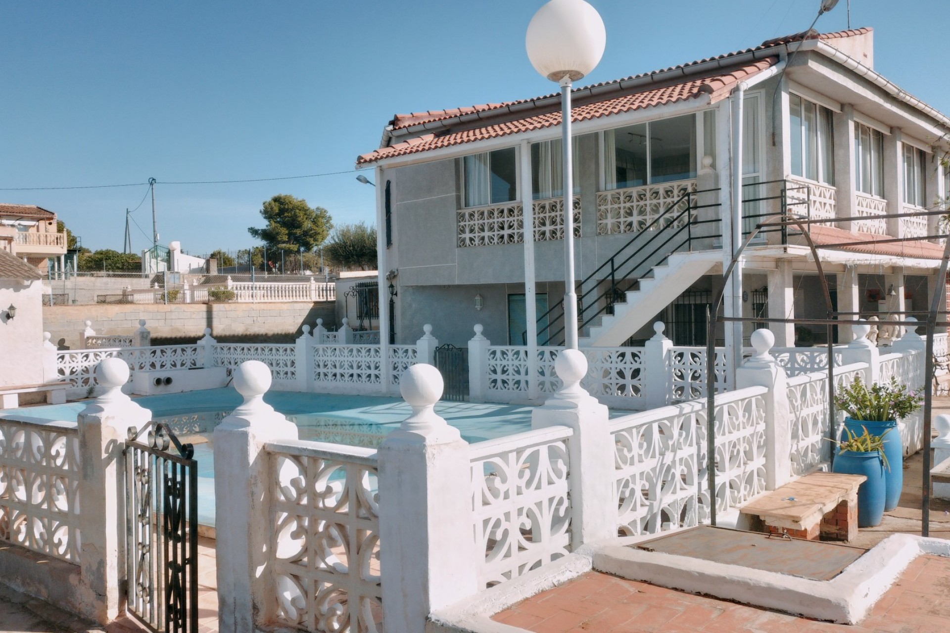 Resale - Villa -
Crevillent - Inland