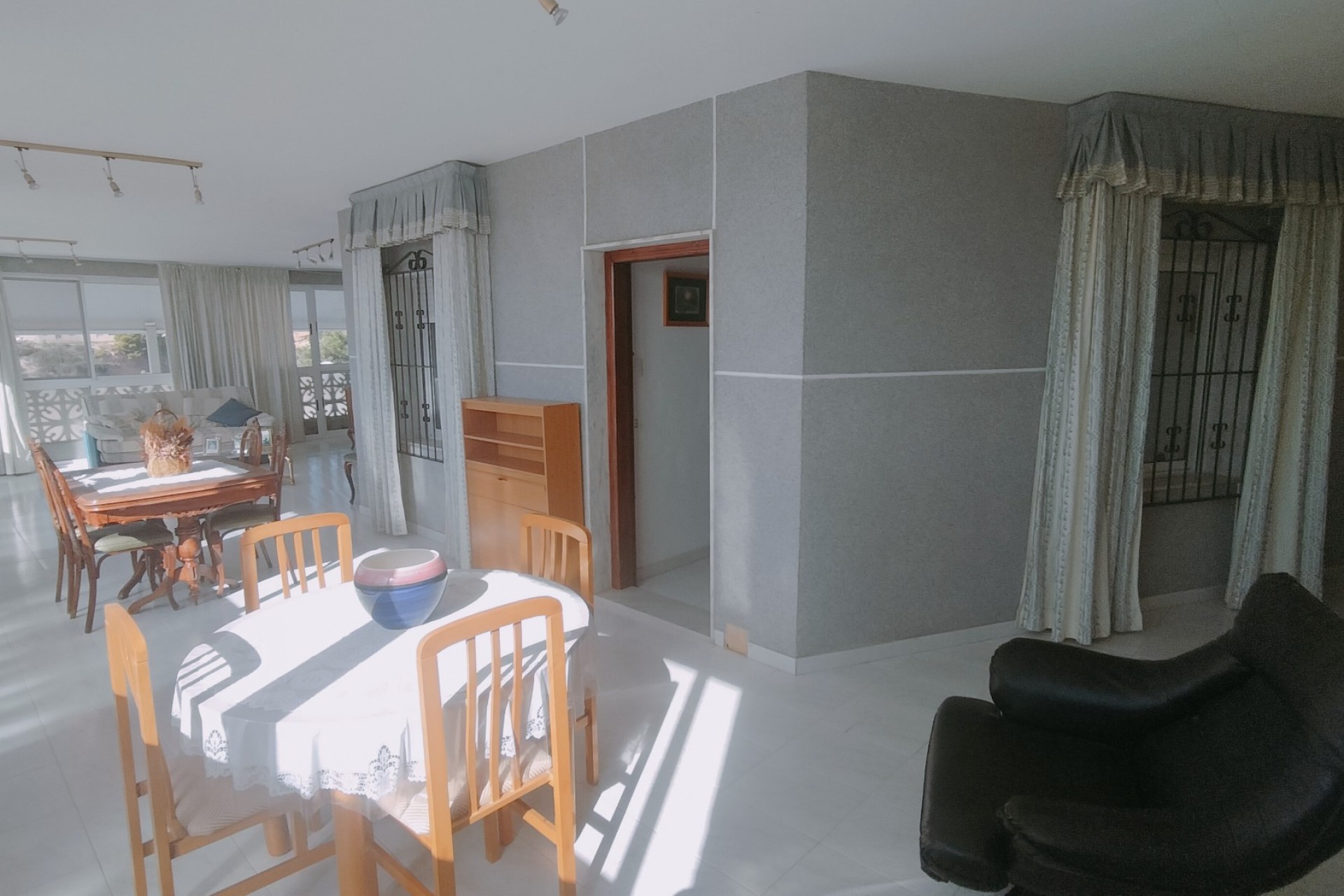 Resale - Villa -
Crevillent - Inland