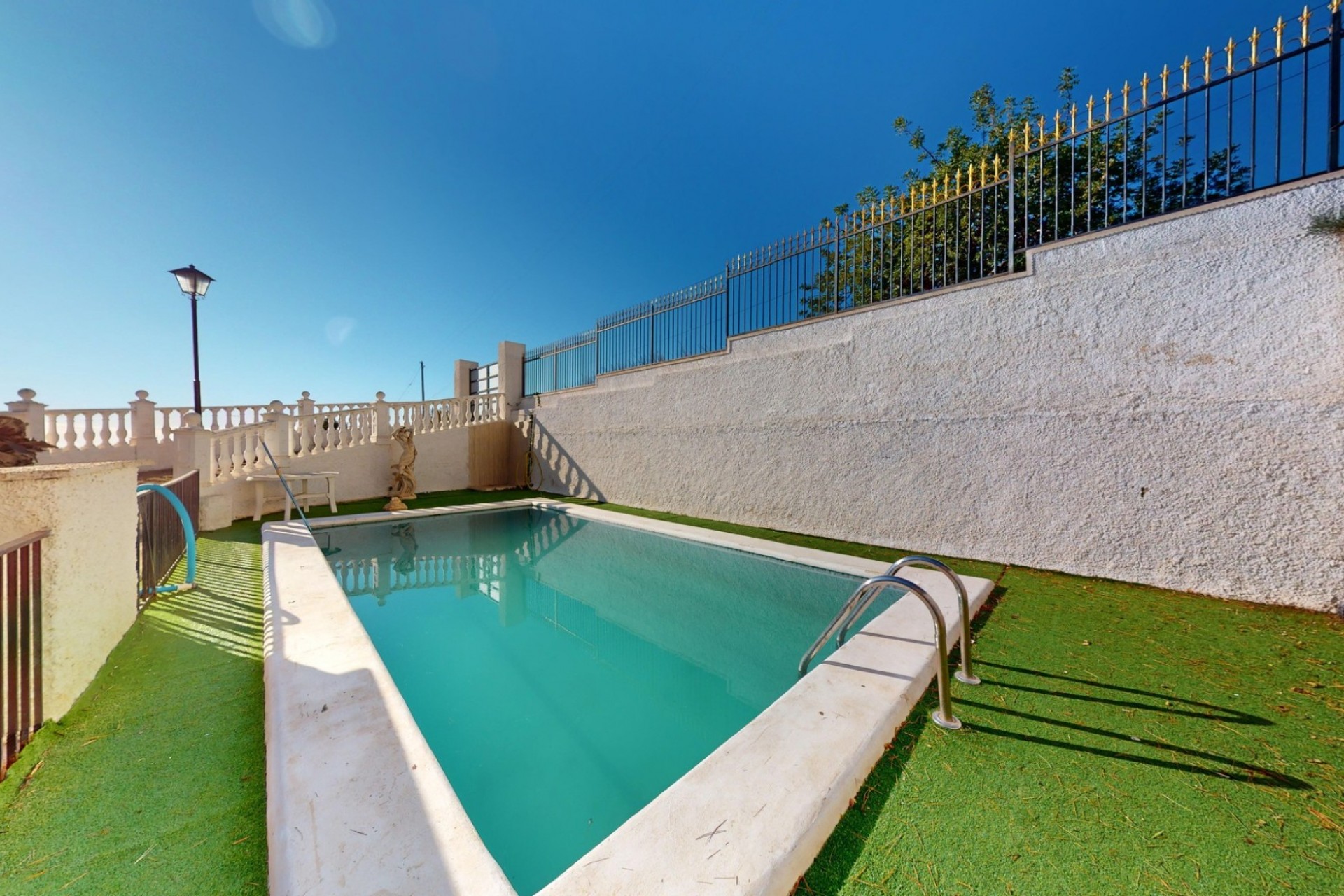 Resale - Villa -
Crevillent - Inland