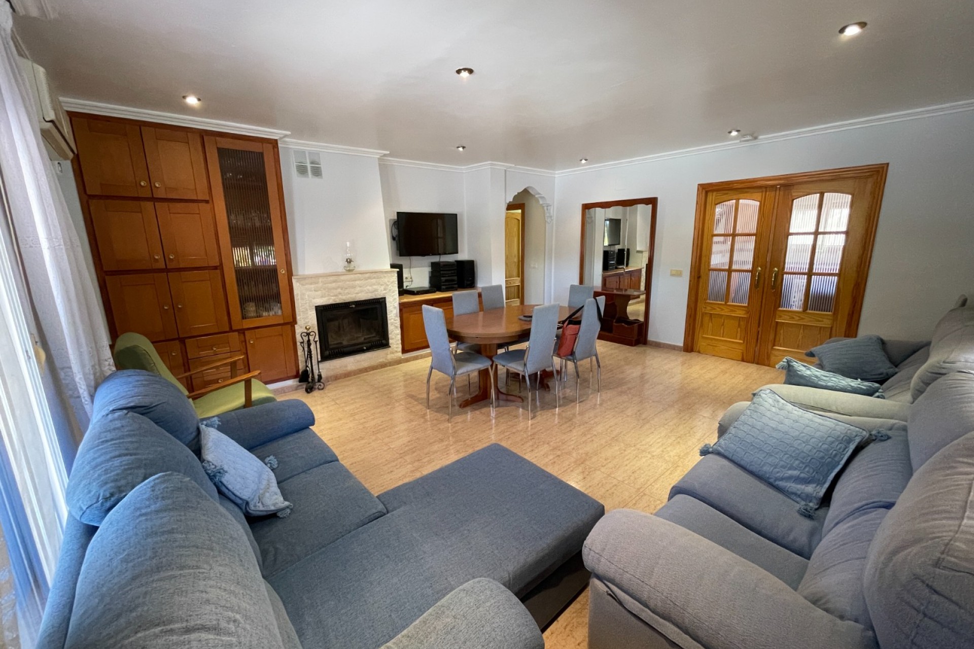 Resale - Villa -
Crevillent - Inland