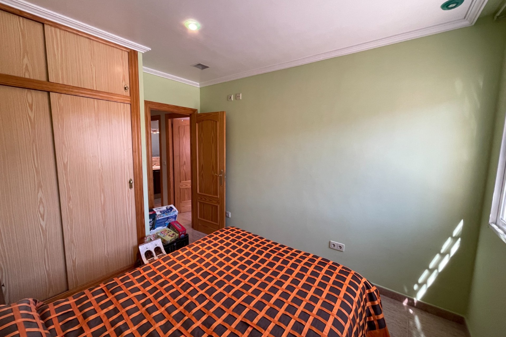 Resale - Villa -
Crevillent - Inland