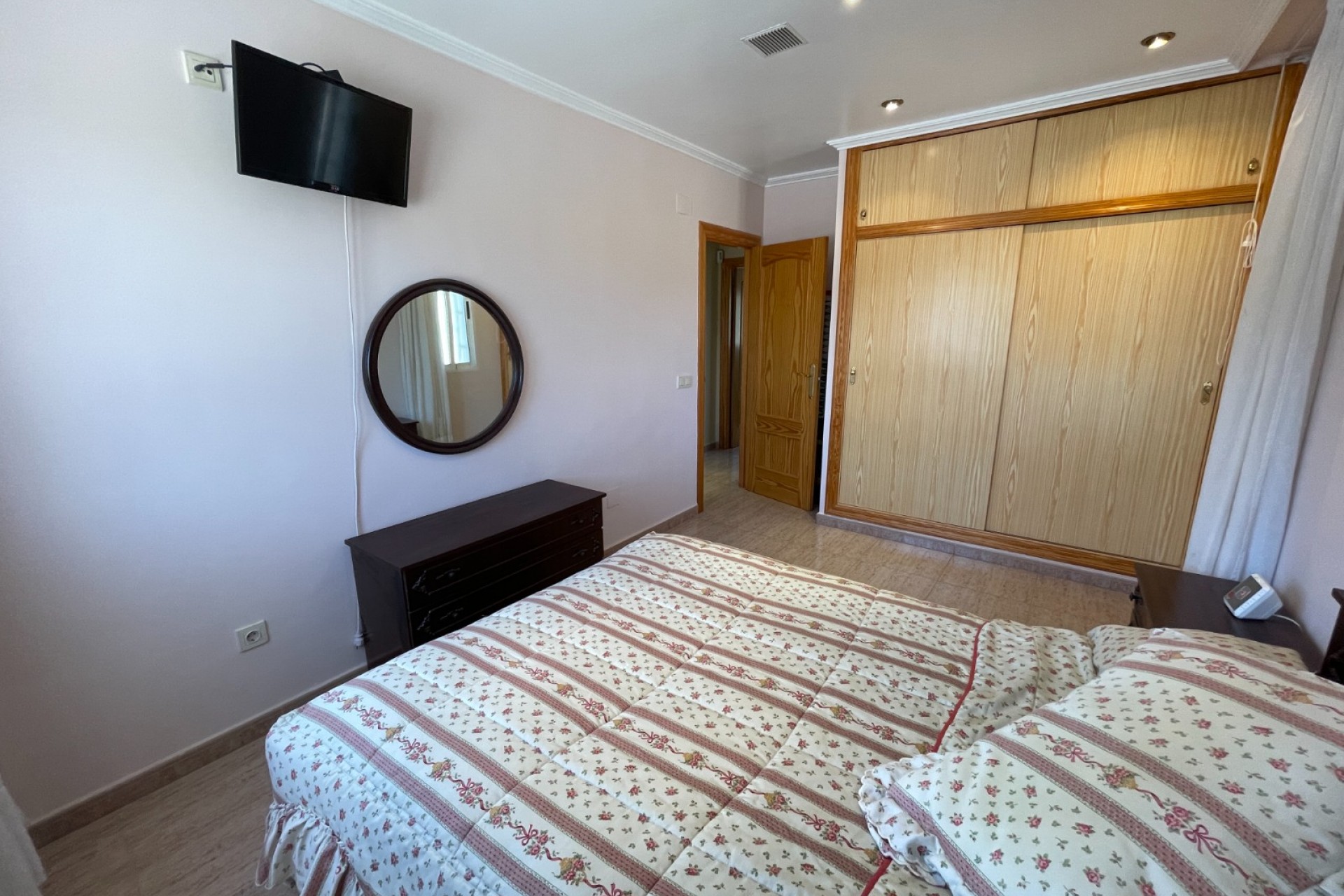 Resale - Villa -
Crevillent - Inland