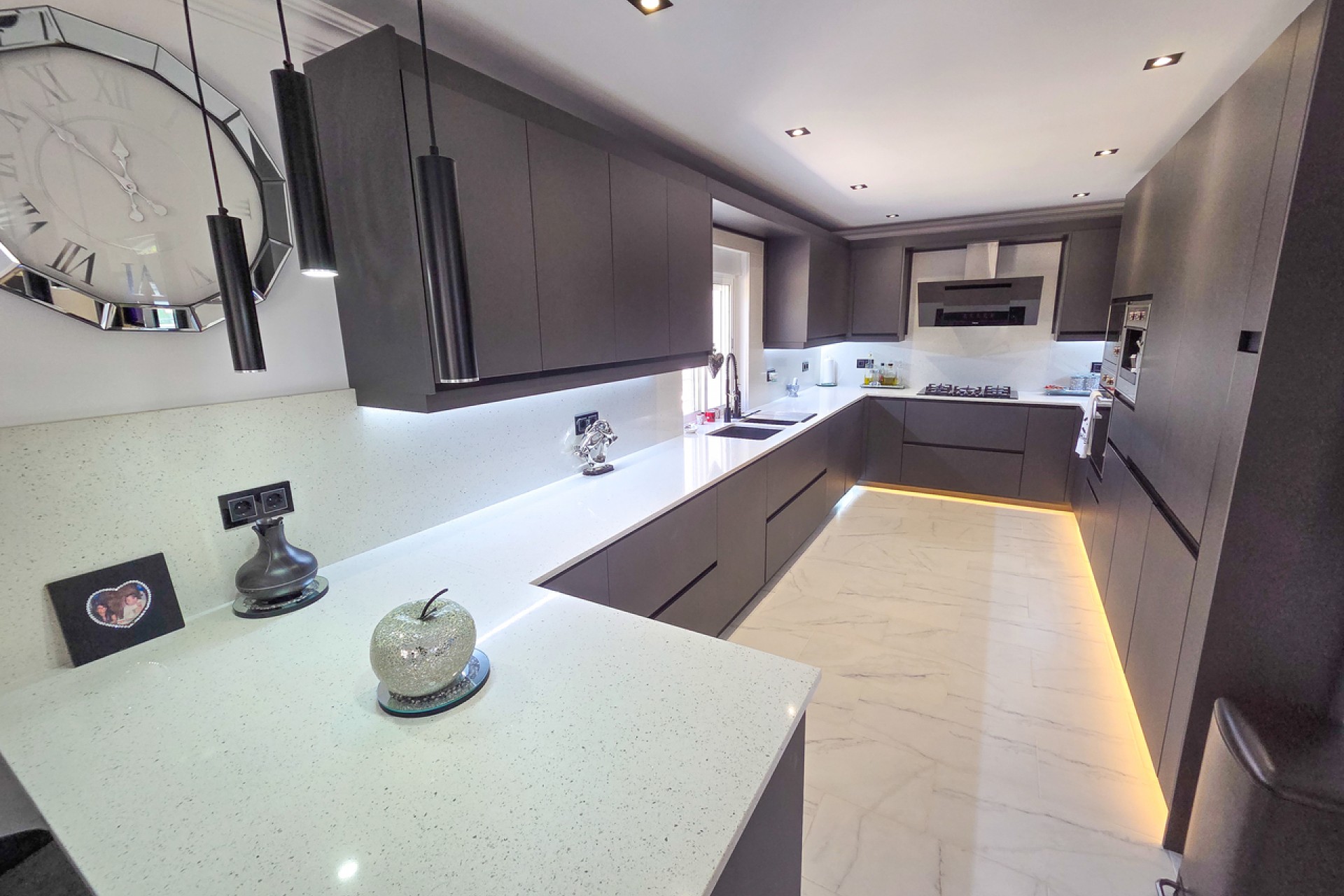 Resale - Villa -
Crevillent - Inland