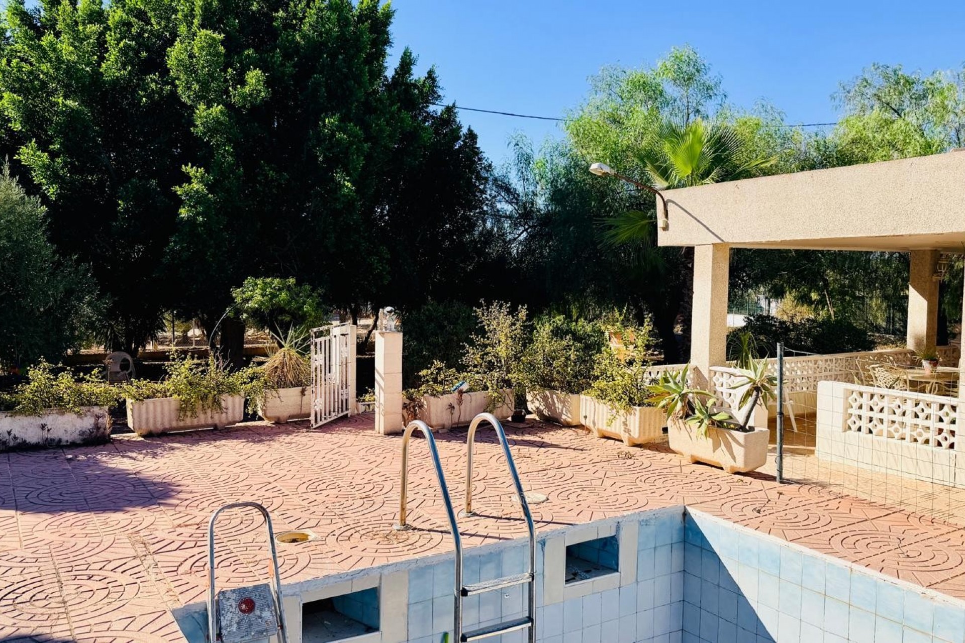 Resale - Villa -
Crevillent - Inland